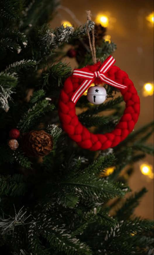 Red Wreath with Bell Hanging Ornament_CC08