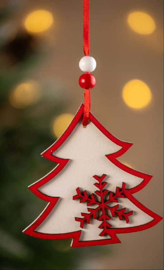 Red & White Wooden Christmas Tree with Snowflake Hanging Ornament_CC65