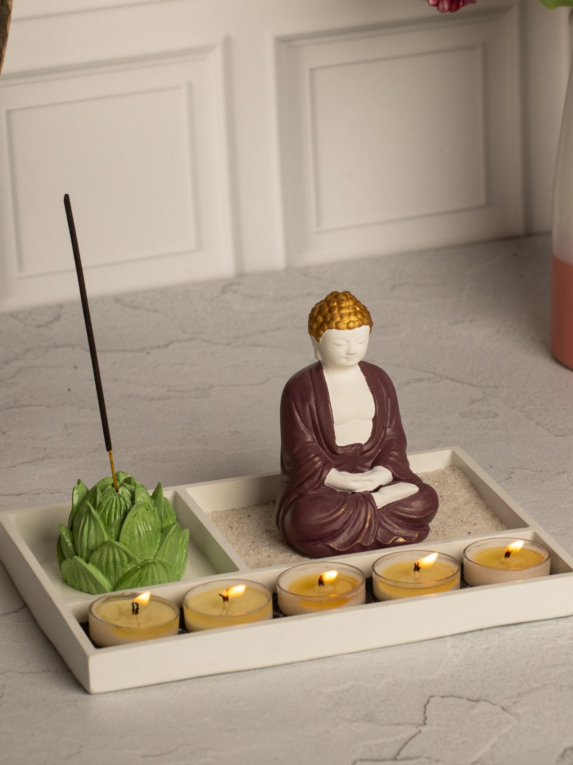 Zen Decor White & Deep Purple