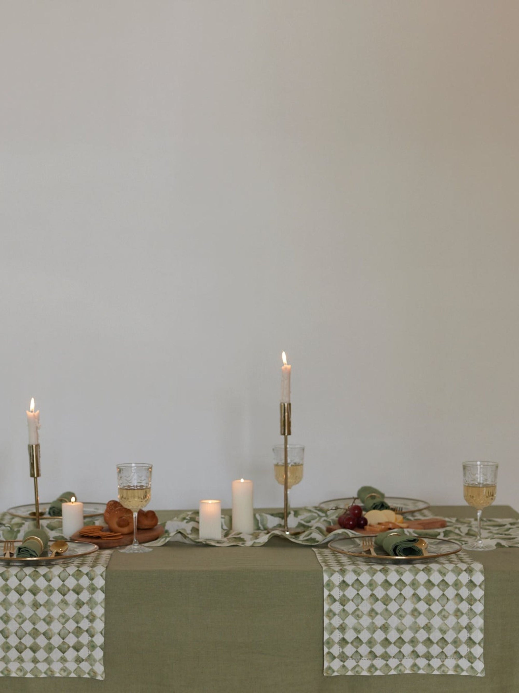 Table Runner - Checkered Green