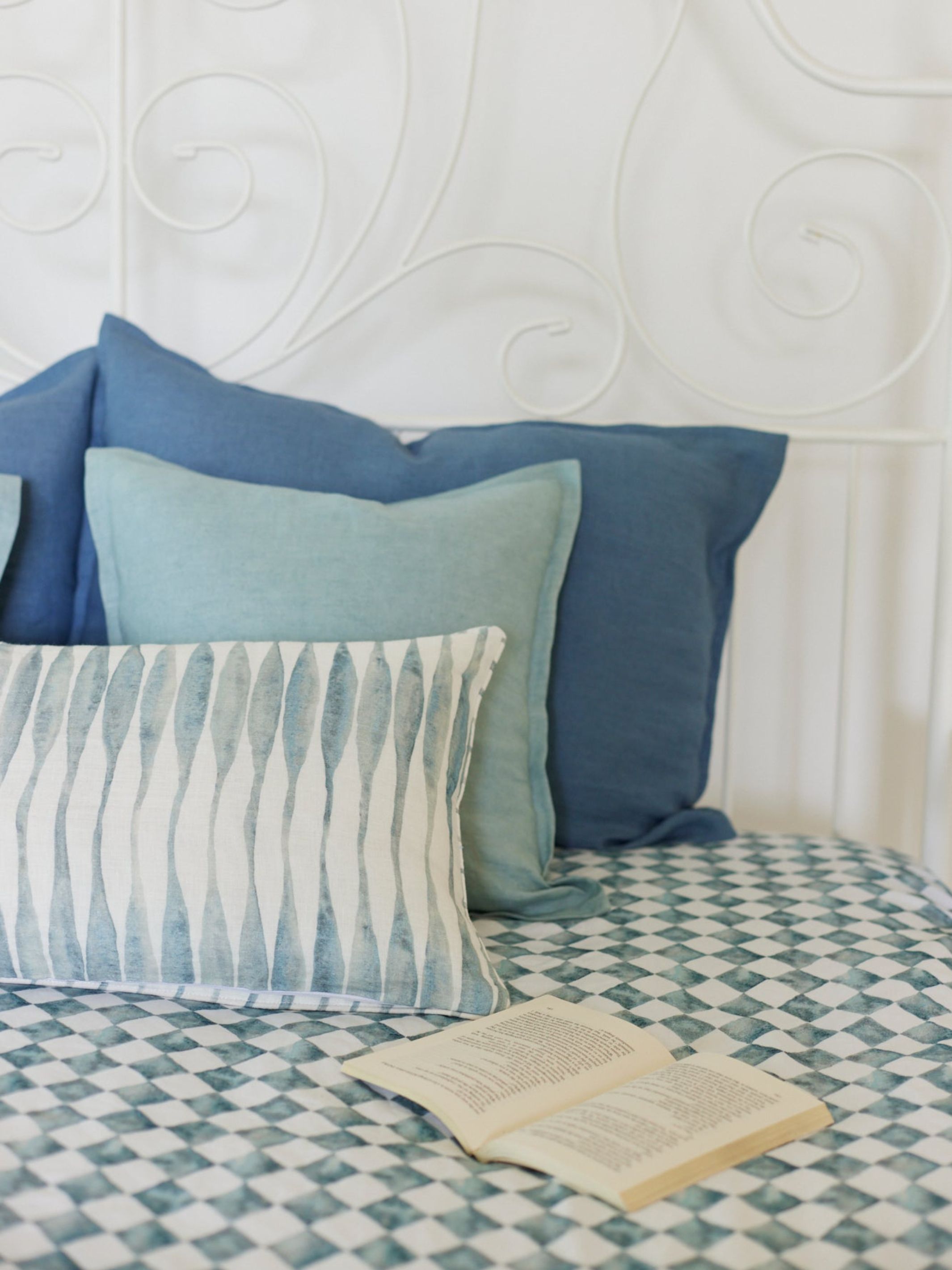 Linen Bedspread - Checker Blue