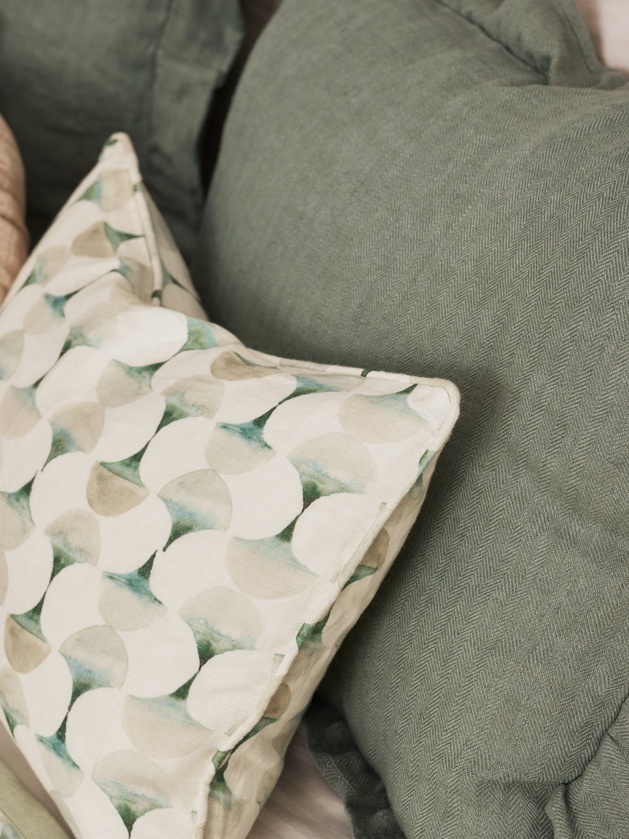 Pillow Cover - Ruffle Linen