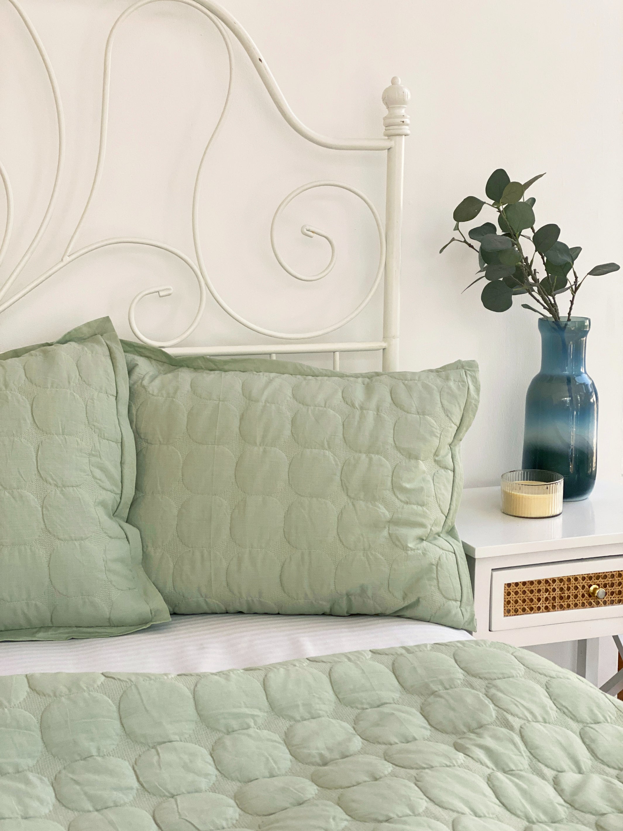 Zen Quilted Bed Set
