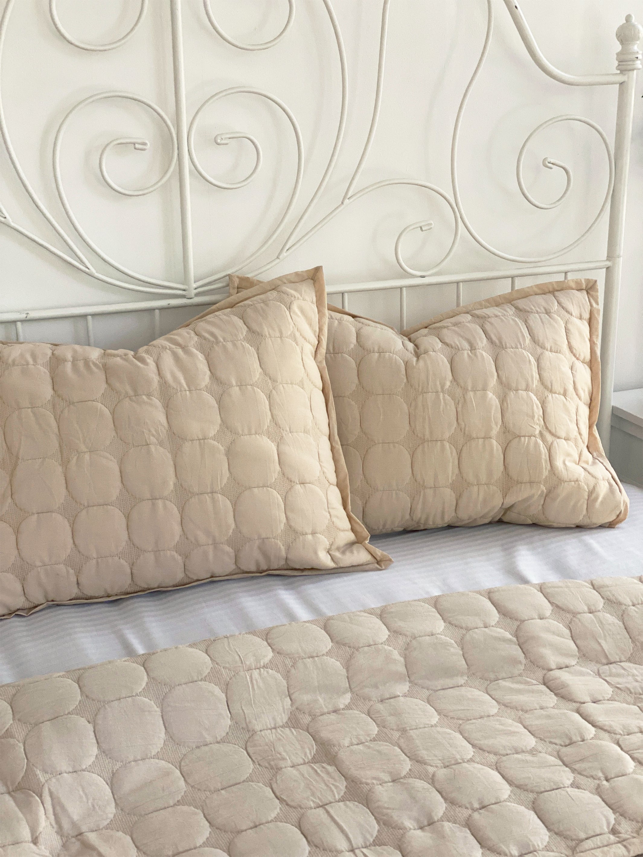 Zen Quilted Bed Set