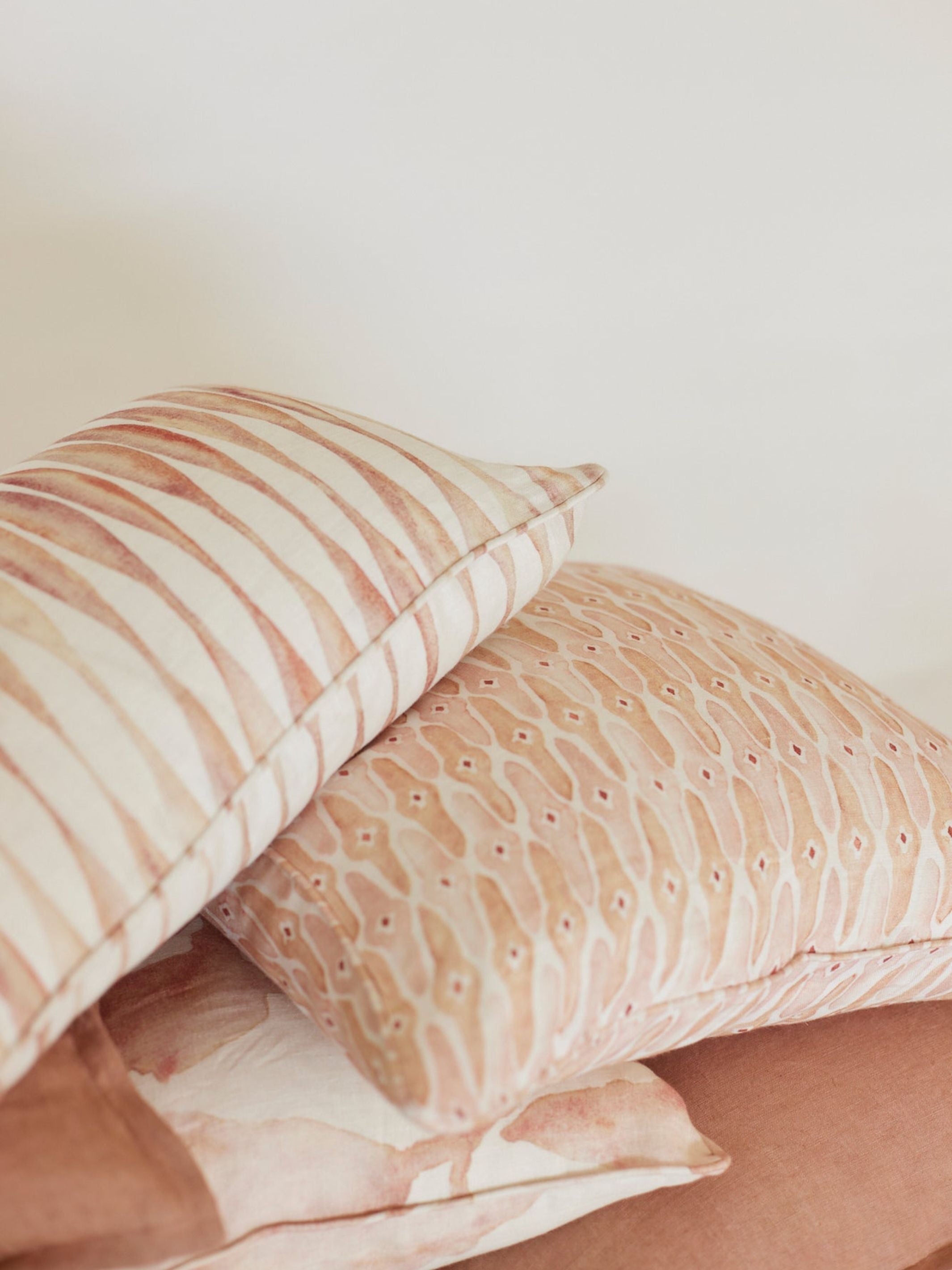 Cushion Cover - Ripple Blush Oblong Linen