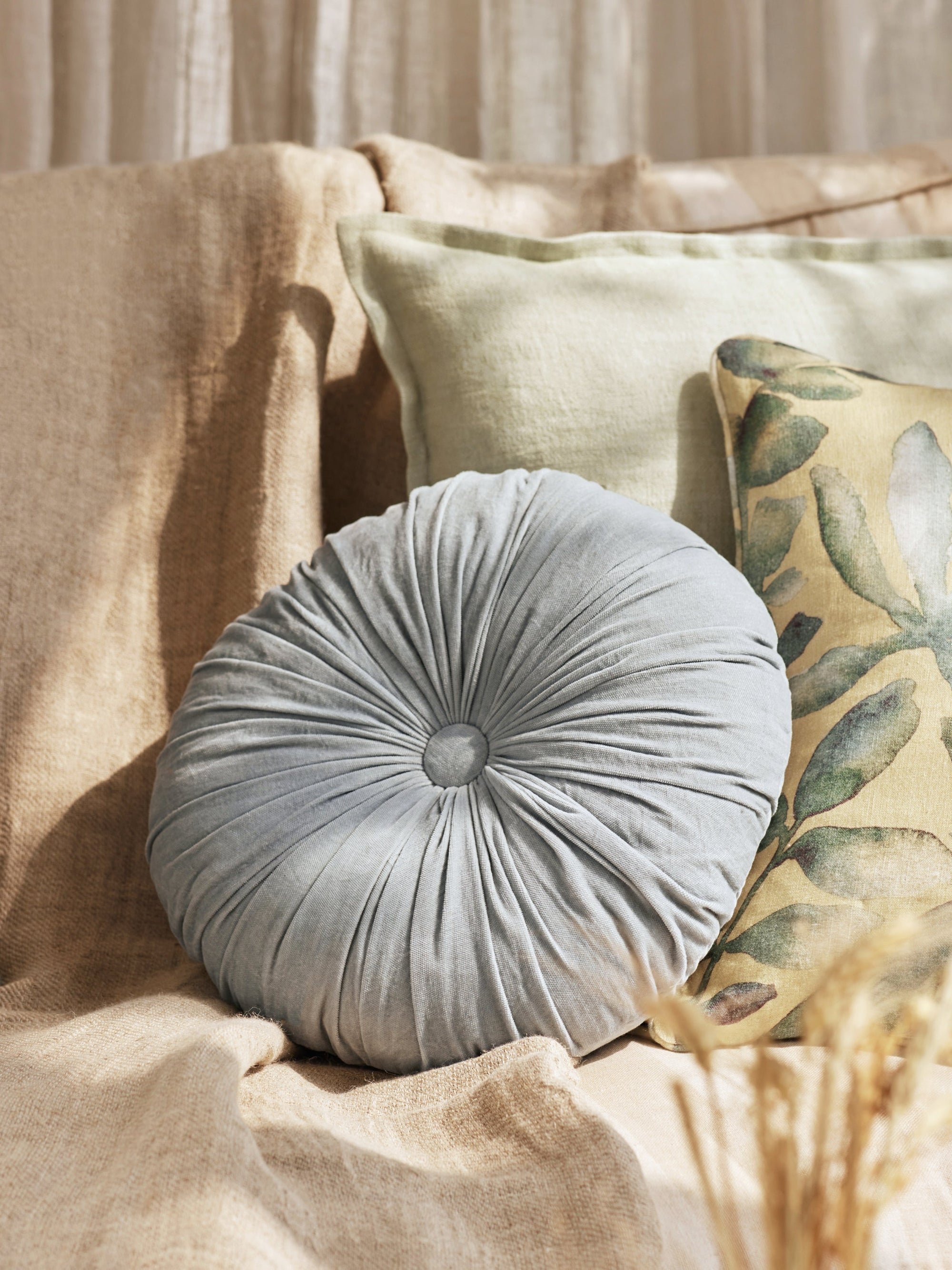 Round Cushion Cover - Cuddle
