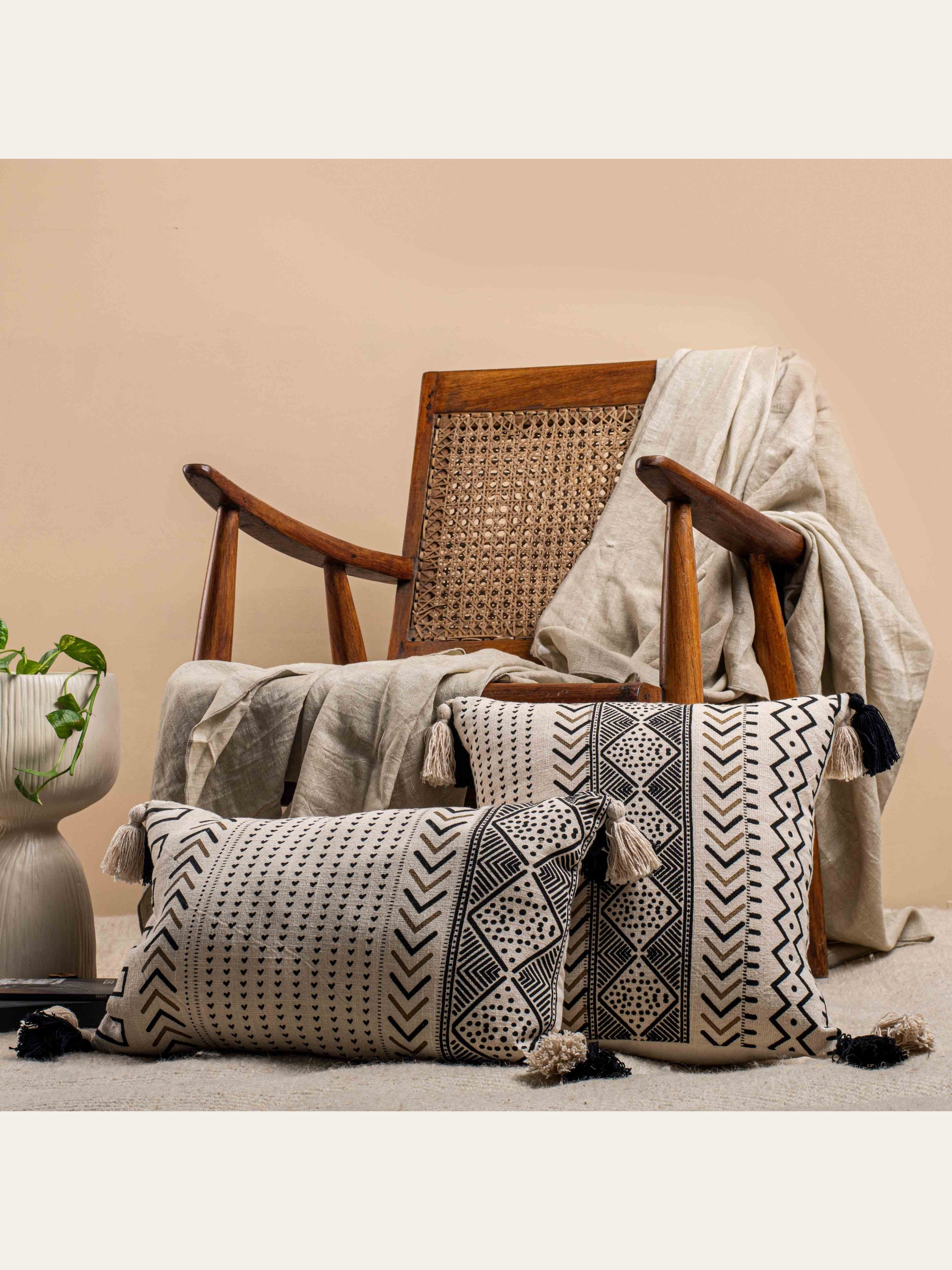 Cushion Cover - Tribal Motif lumbar