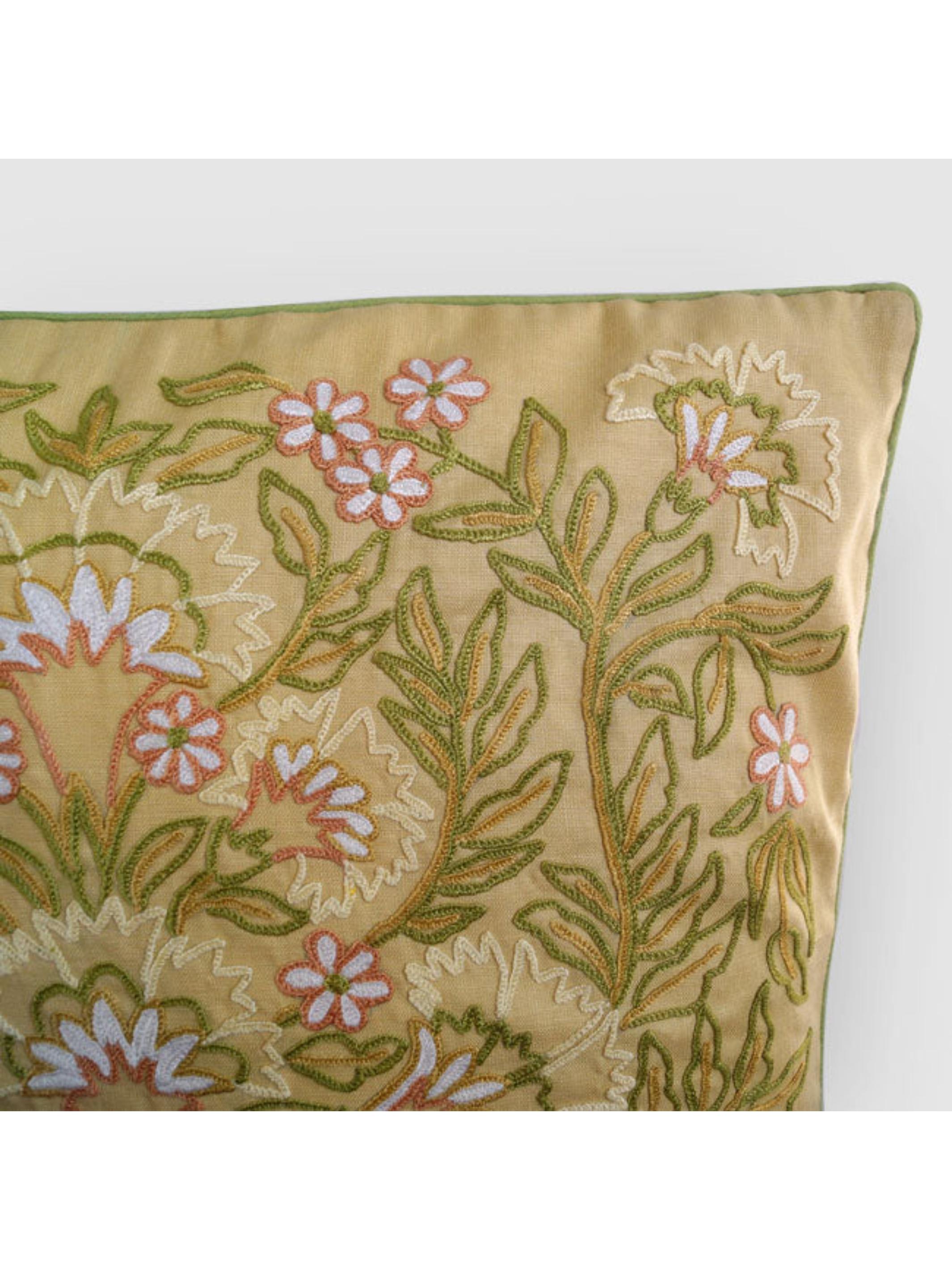 Cushion Cover - Dast-e-Gul Aari Embroidered - Beige