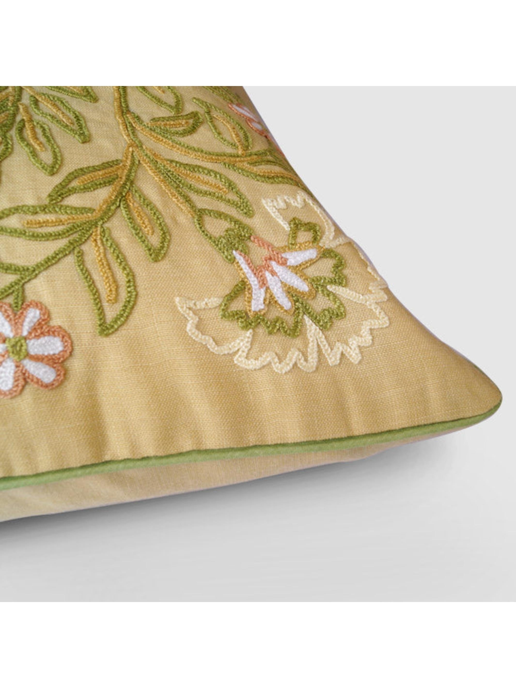 Cushion Cover - Dast-e-Gul Aari Embroidered - Beige