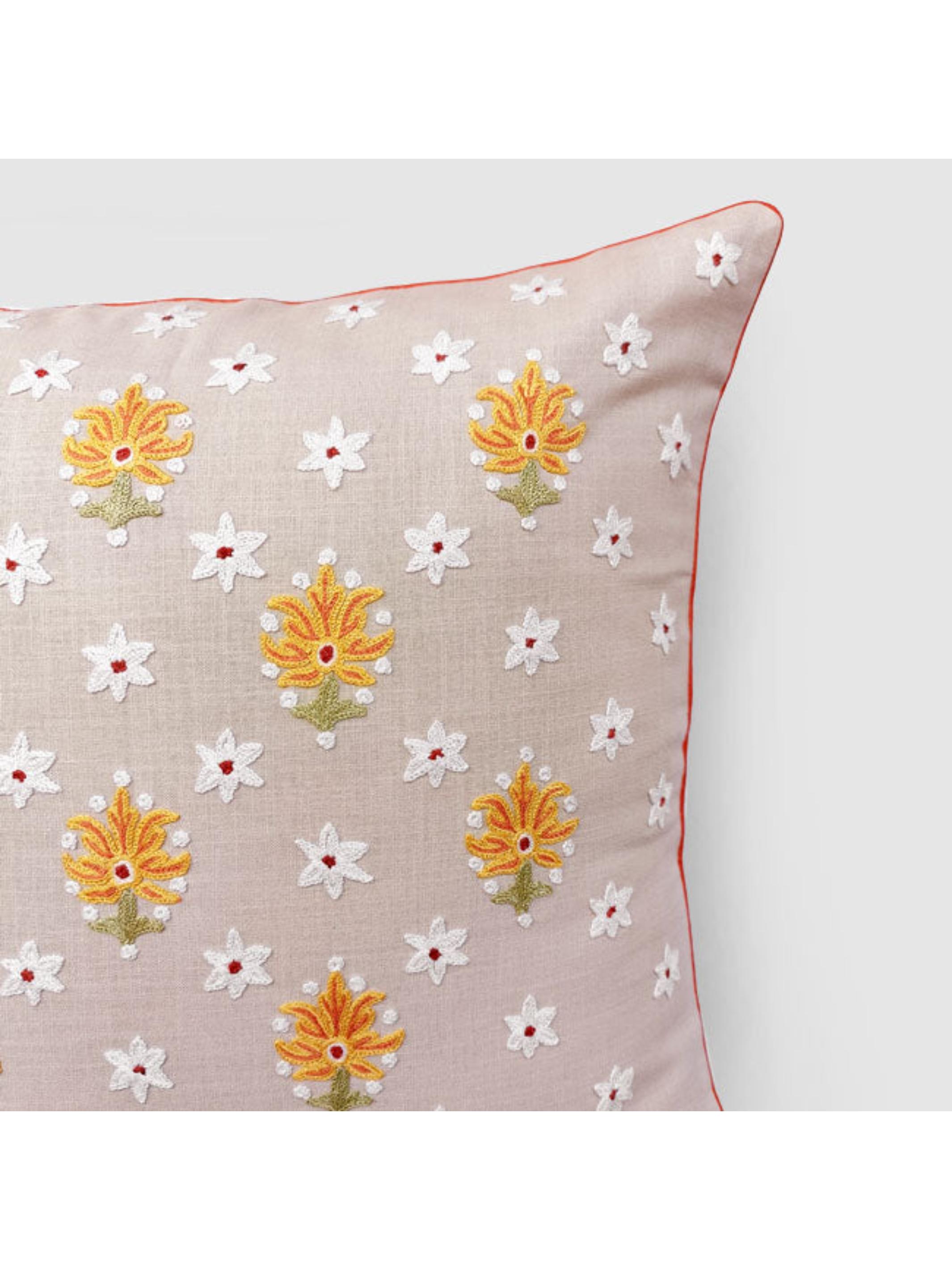 Cushion Cover - Gul Nilofer Aari Embroidered - Cream