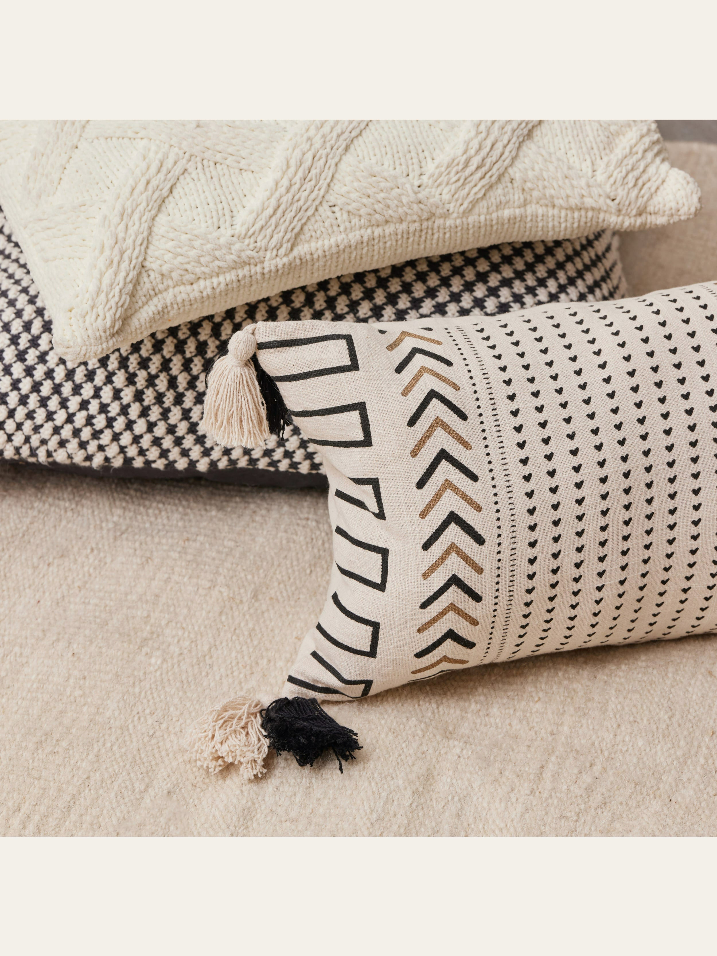 Cushion Cover - Tribal Motif lumbar