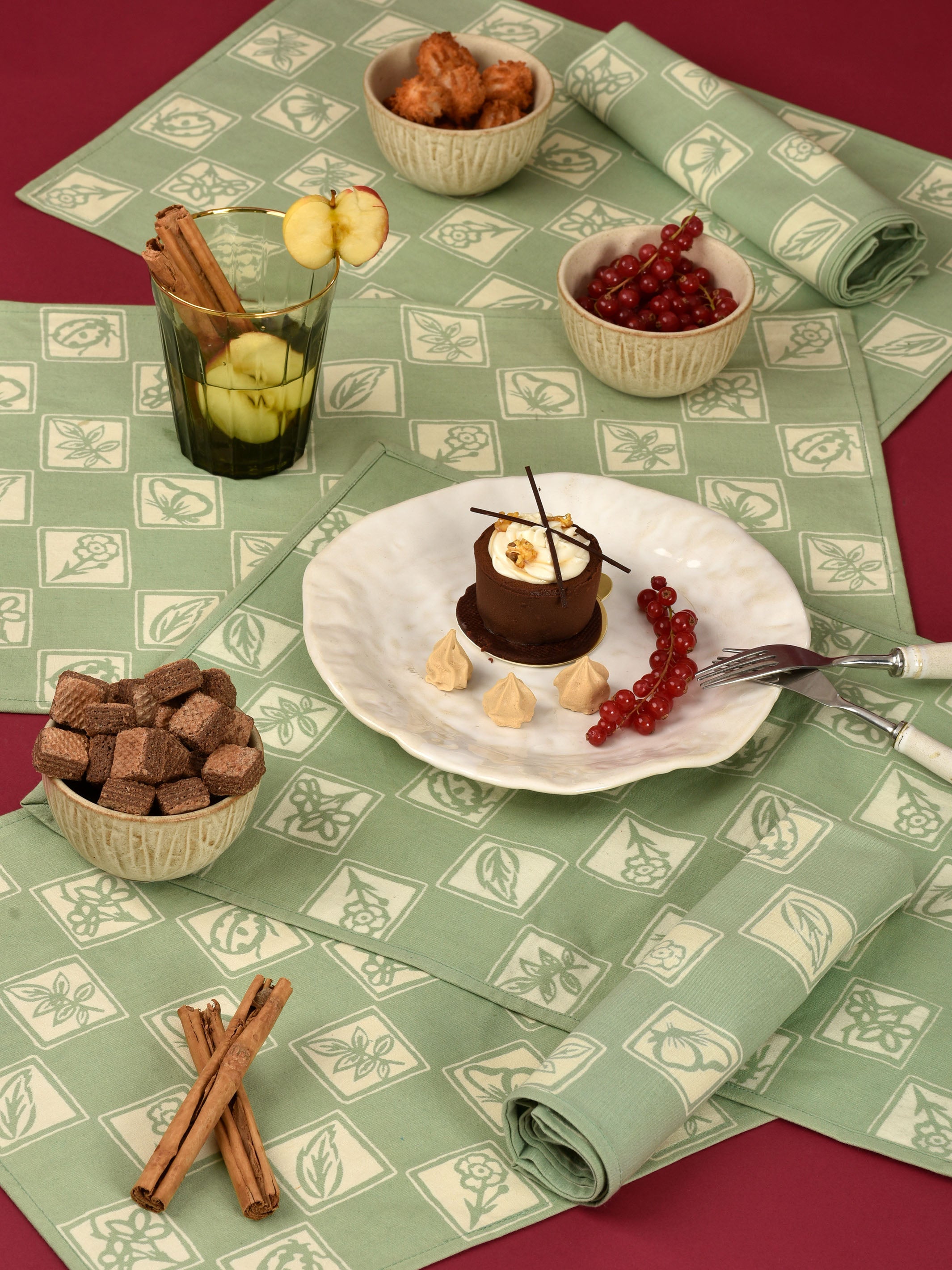 Canvas Placemat with Napkins Set