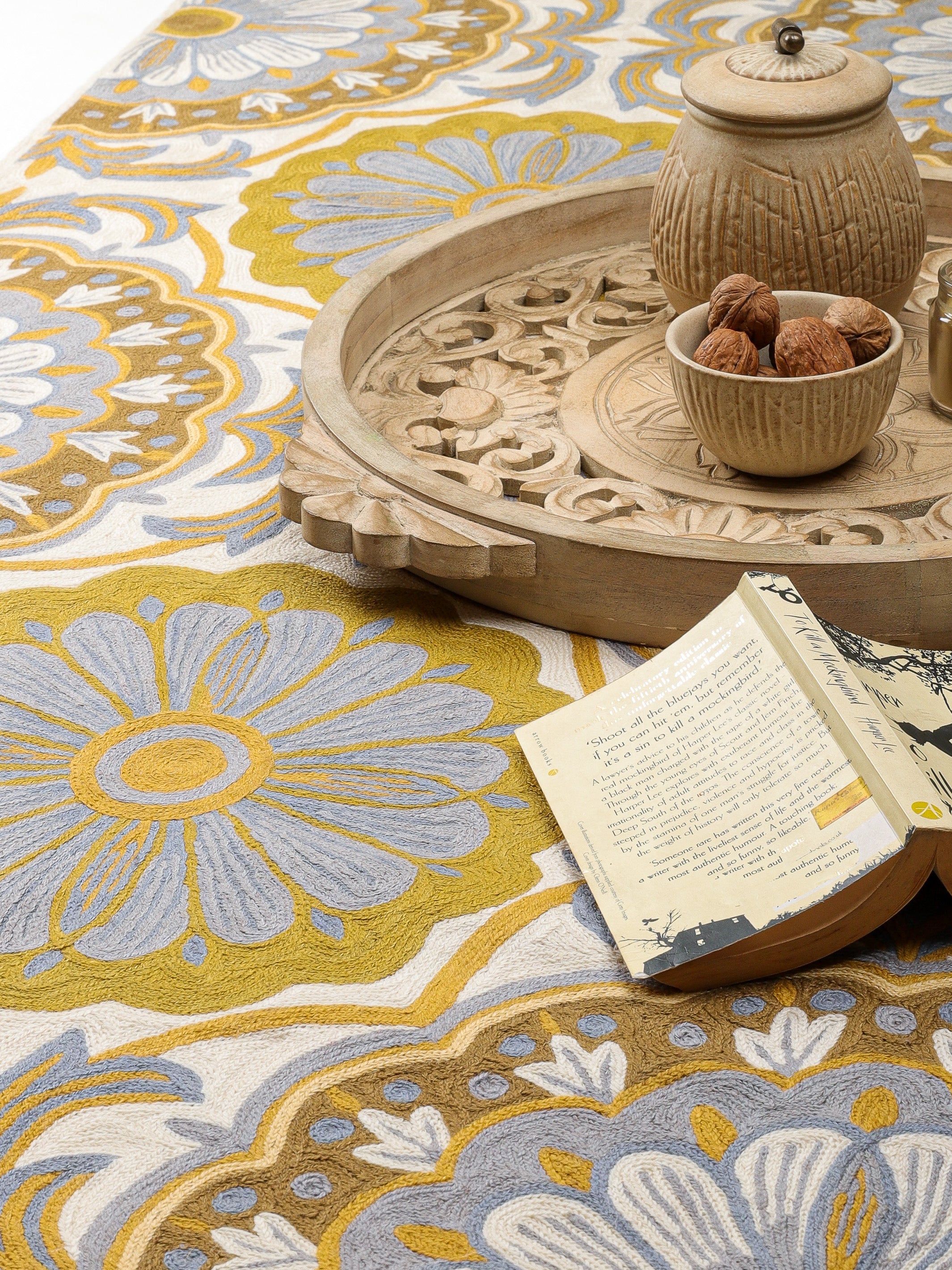 Acanthus Kashida Aari Rug