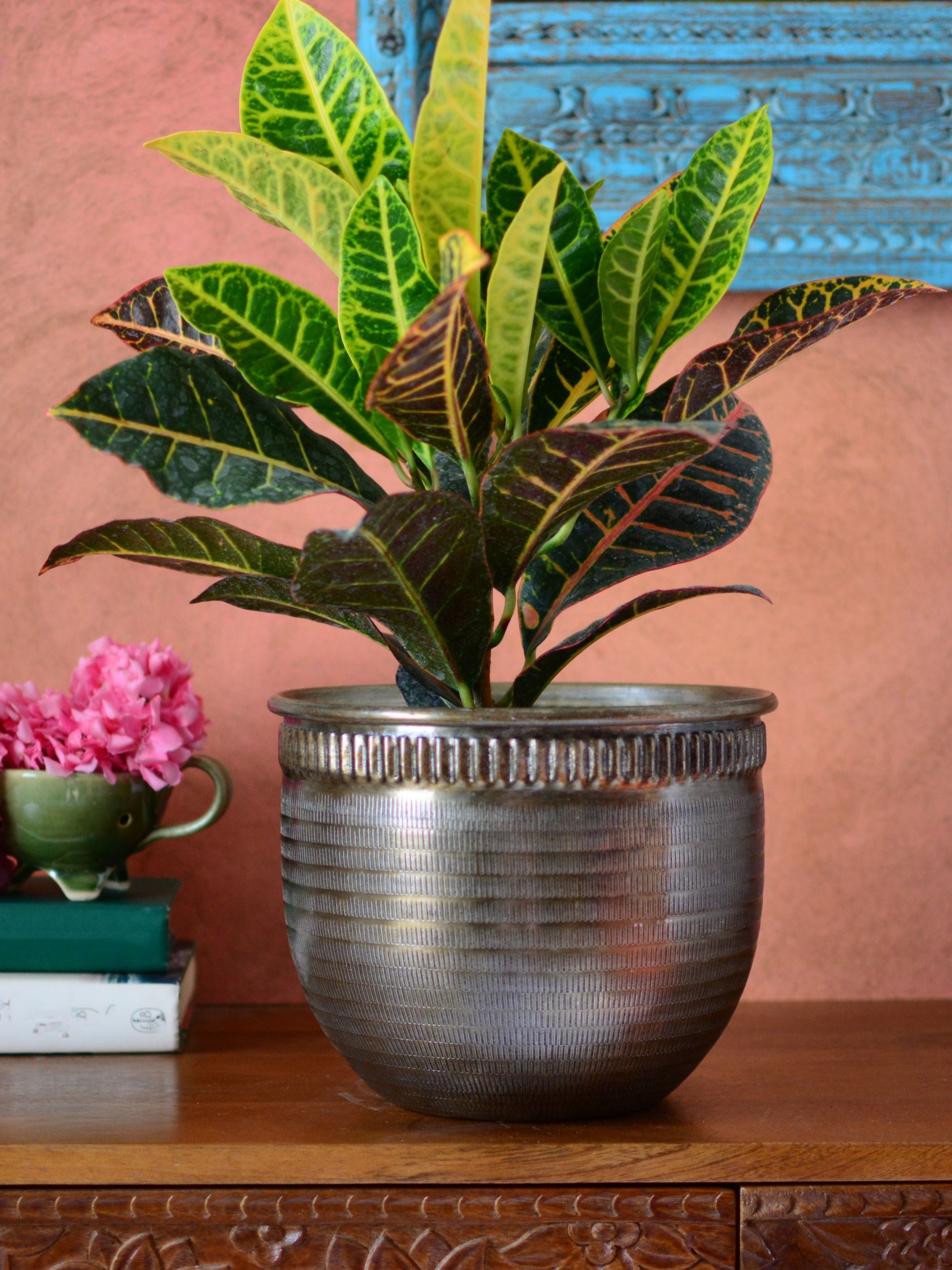 Antique Bronze toned Vintage Handcrafted Tabletop Planter