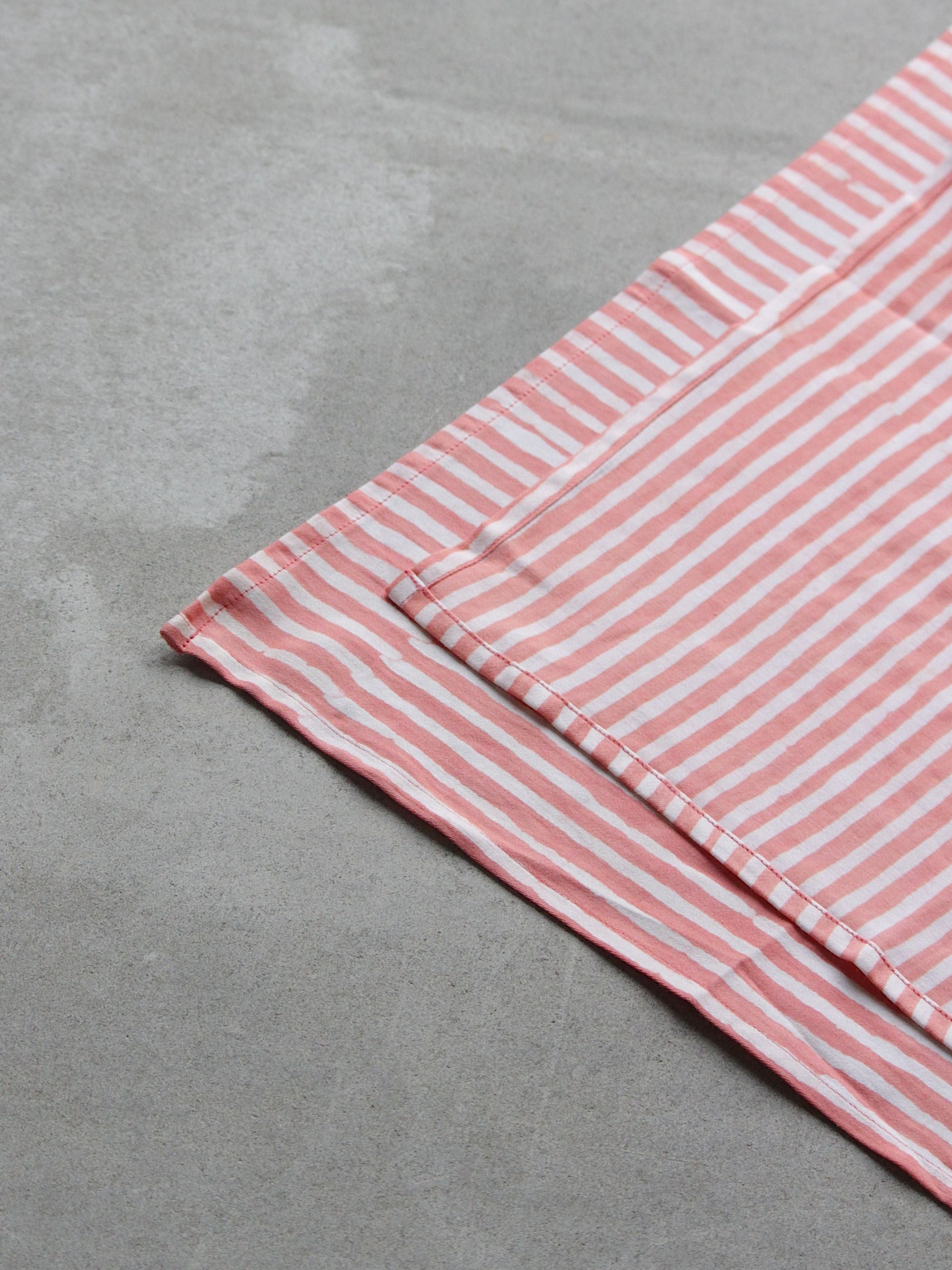 Basik Pop Table Napkins Coral