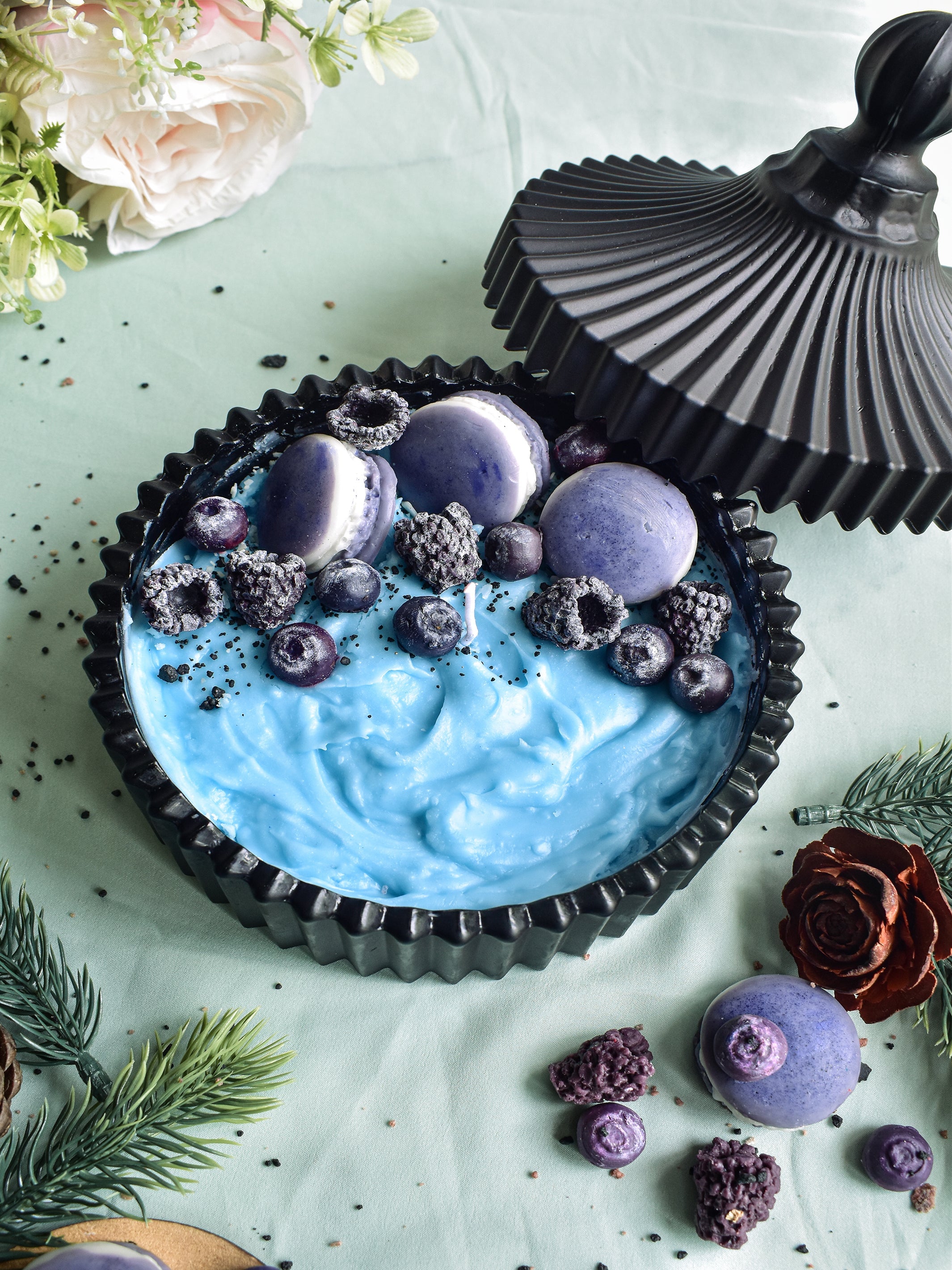 Blueberry Smoothie Candle With Cookies