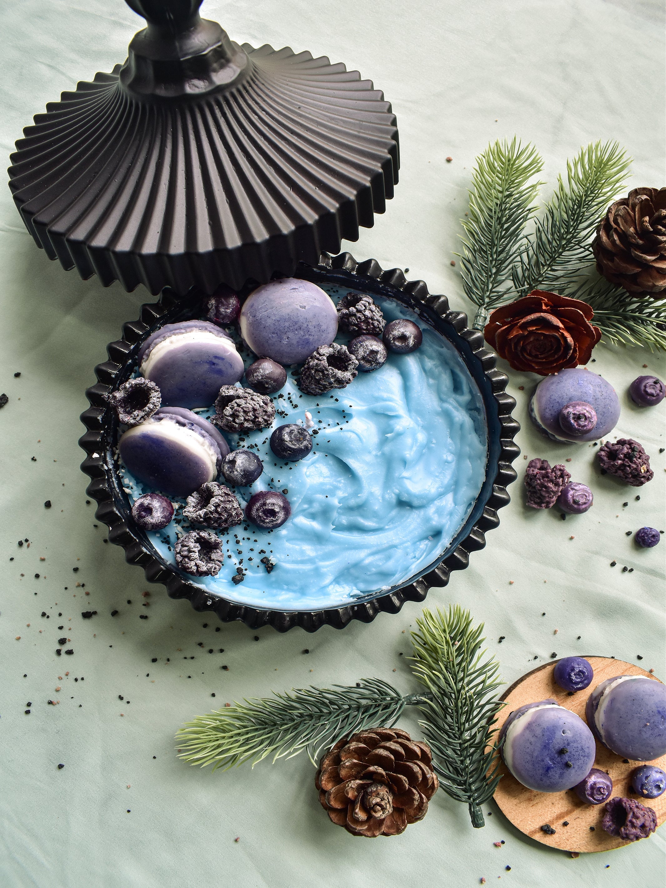 Blueberry Smoothie Candle With Cookies