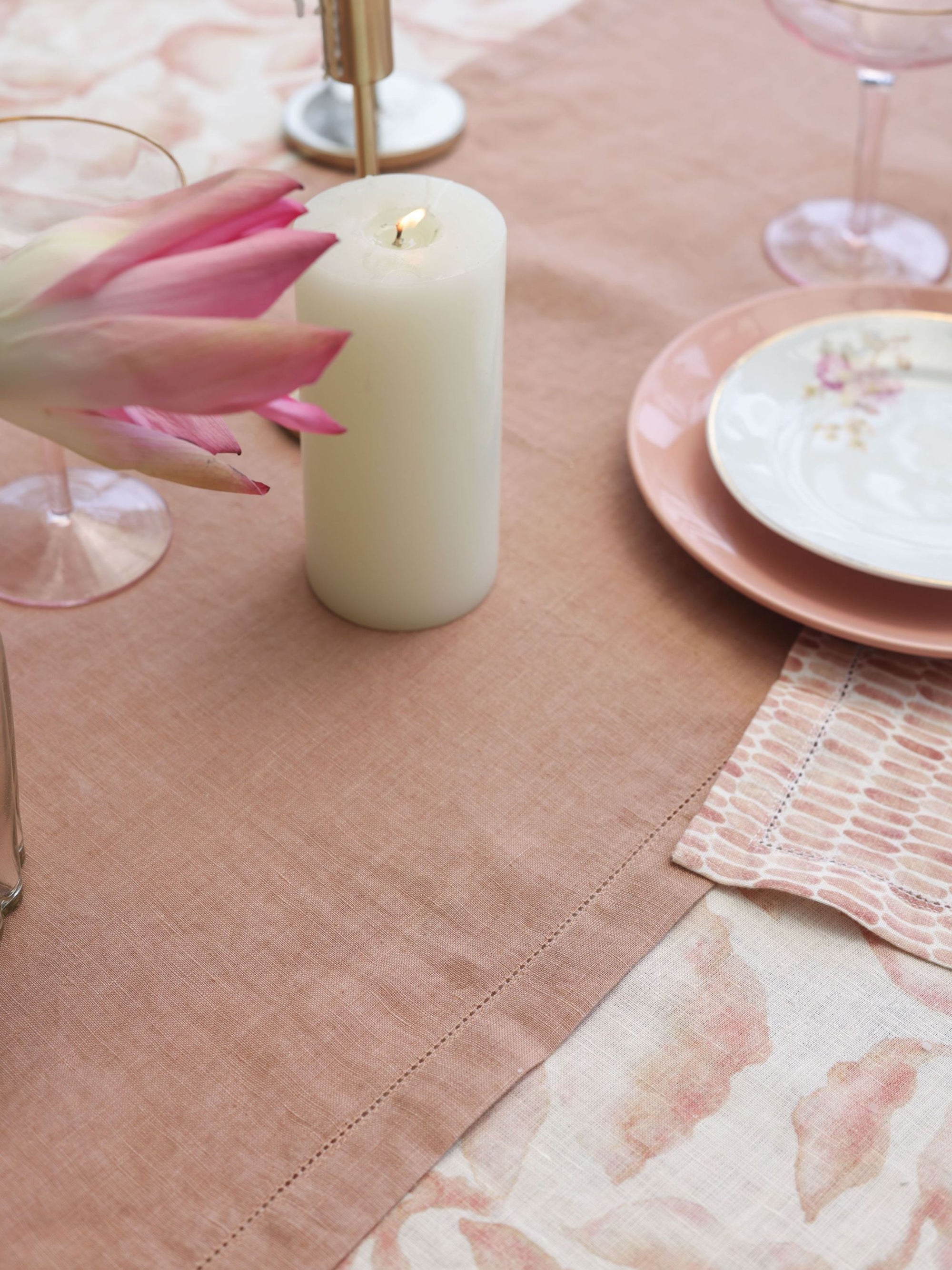 Table Cover - Cascade Blush