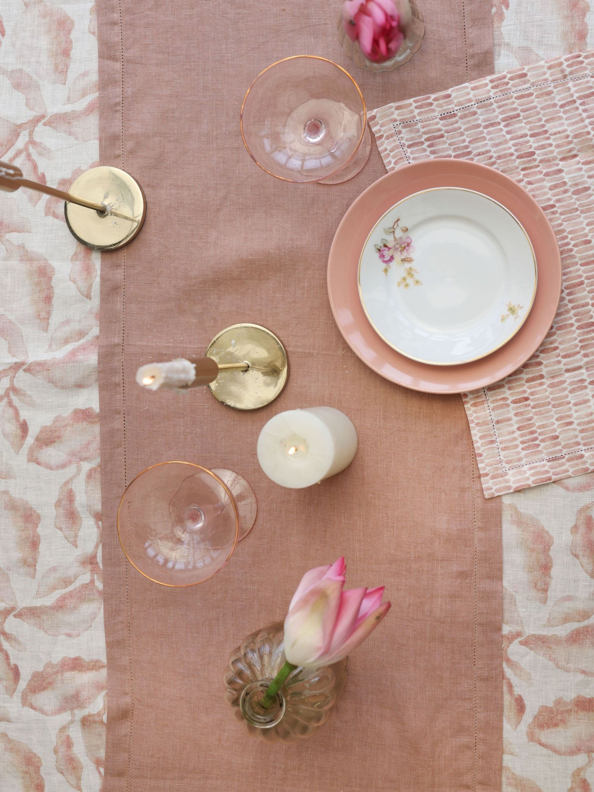 Linen Table Runner - Rose