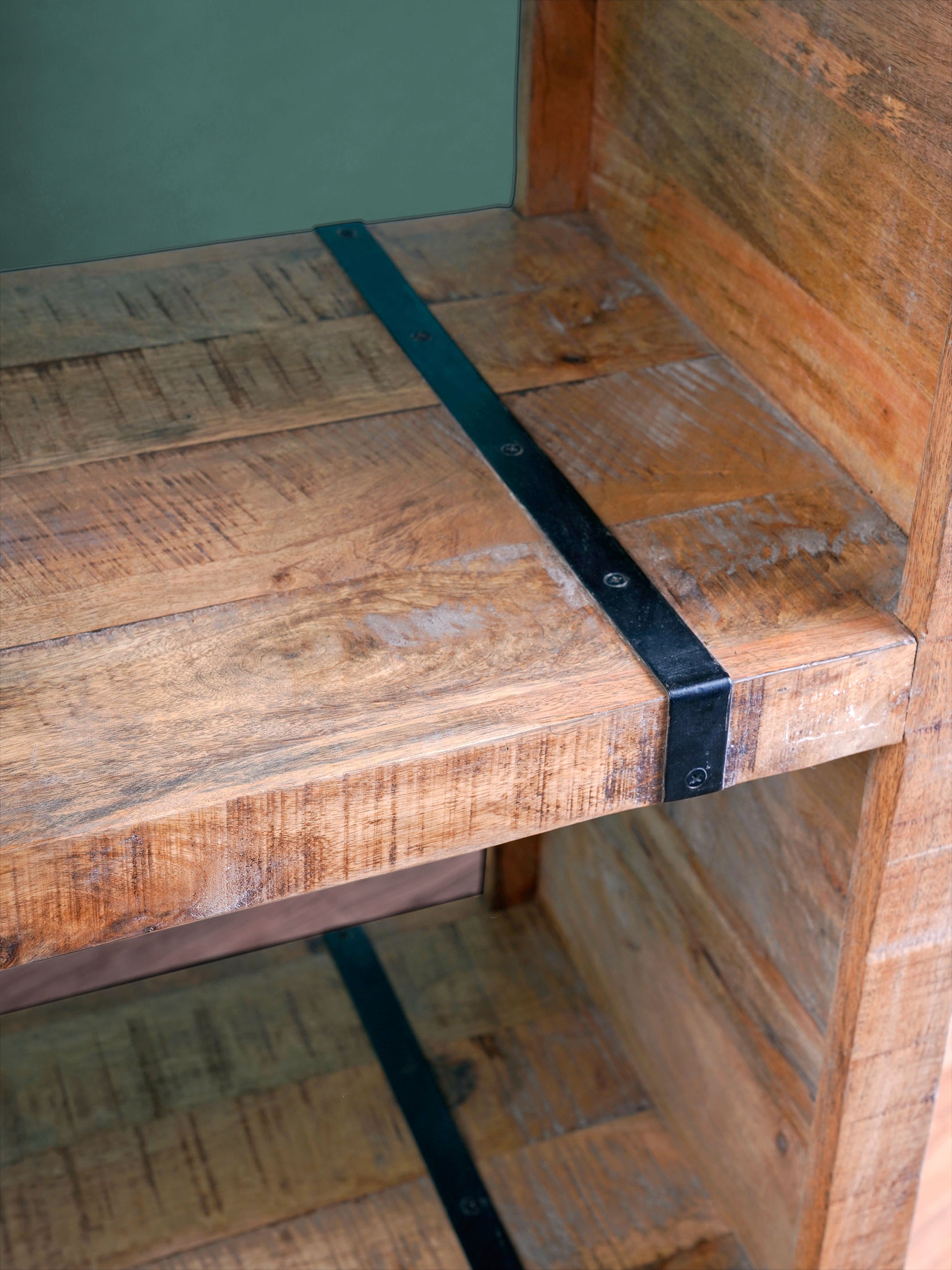 Dramatic Metal Braces Shelf