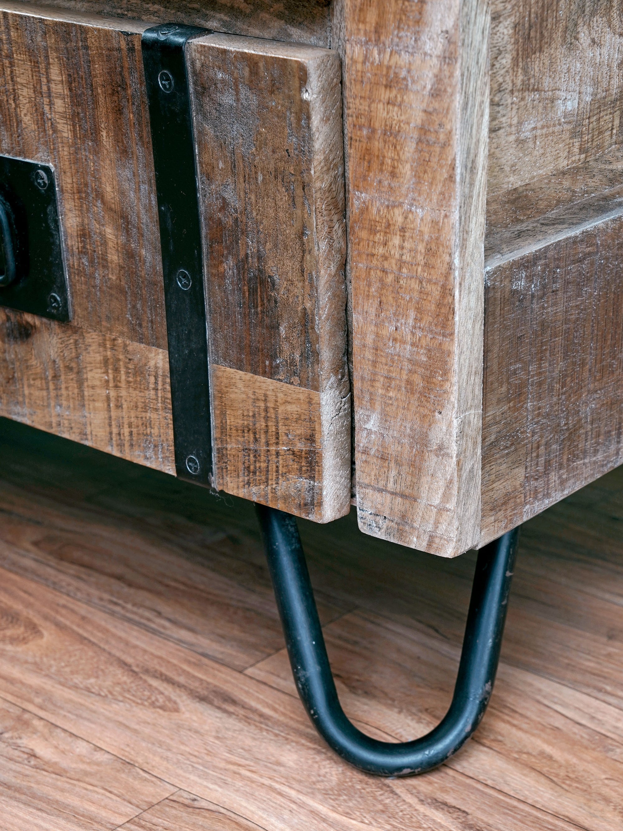 Dramatic Metal Braces Shelf