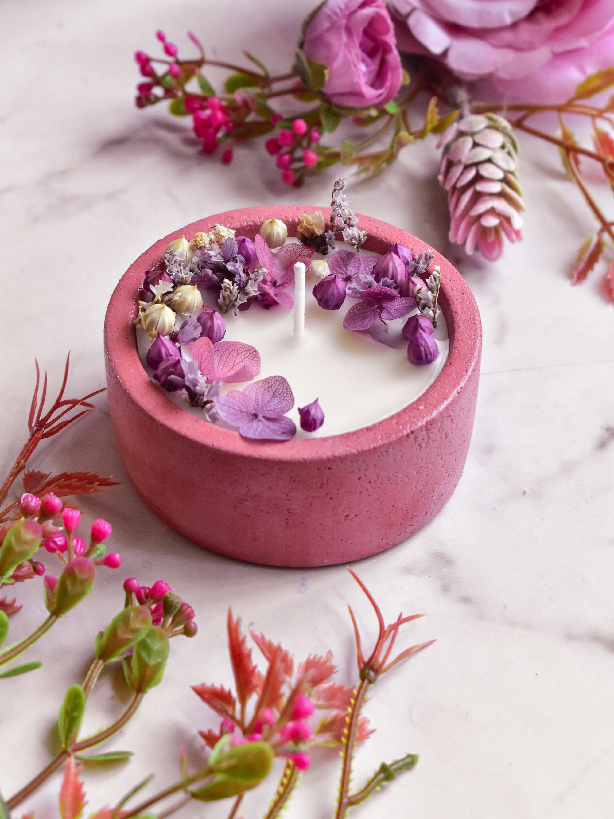 Dryflower & Soy Wax Candle In Pink Concrete Jar