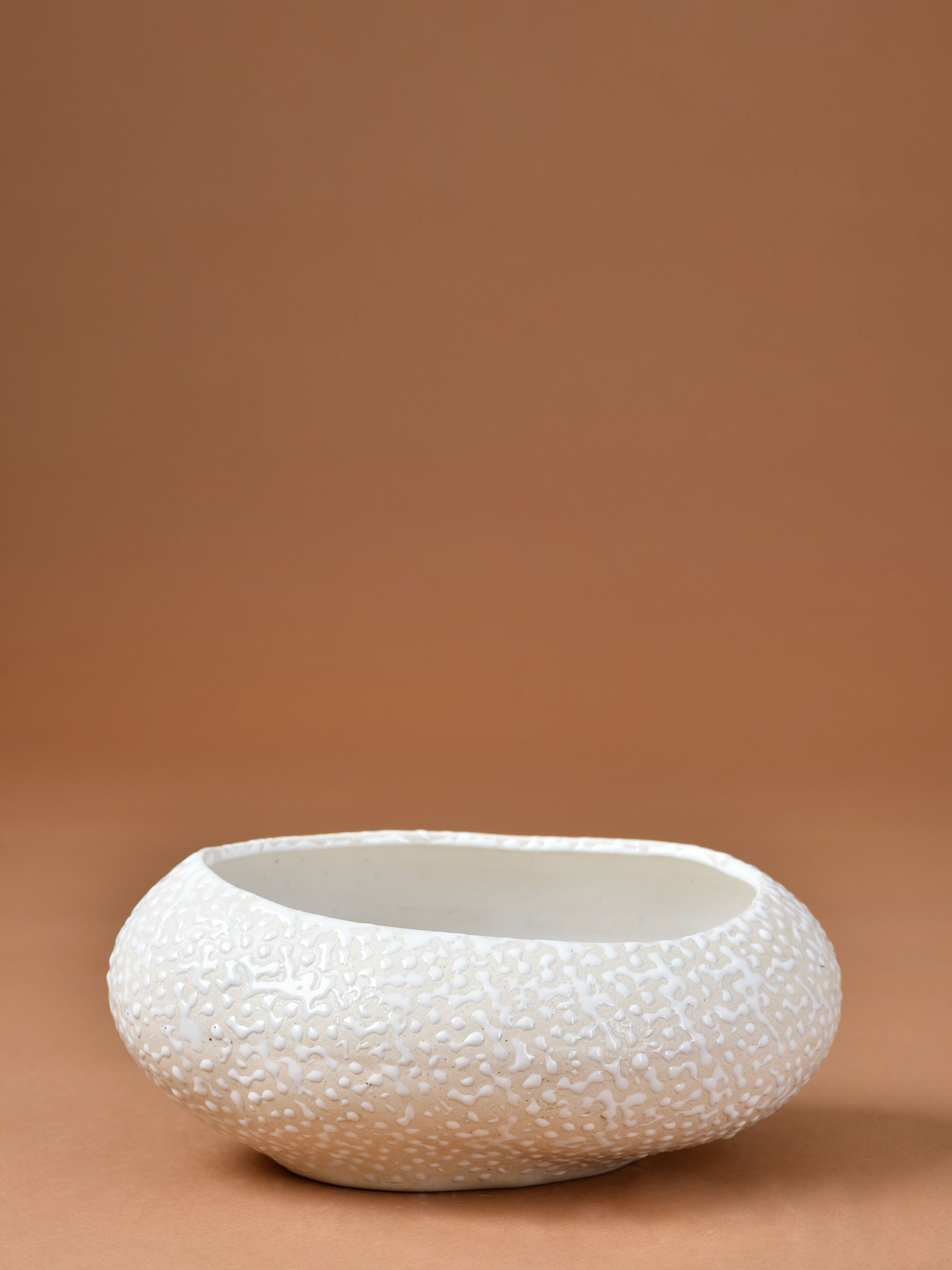 Embossed Dew Drop Planter