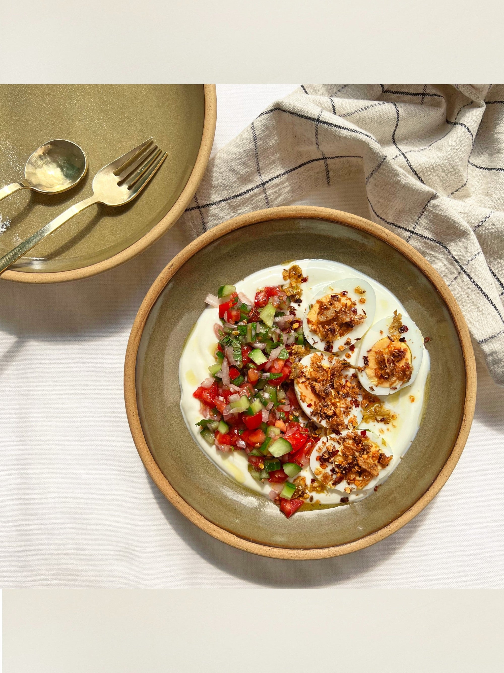 Everyday Ceramic Bowl in Bay Leaf Glaze