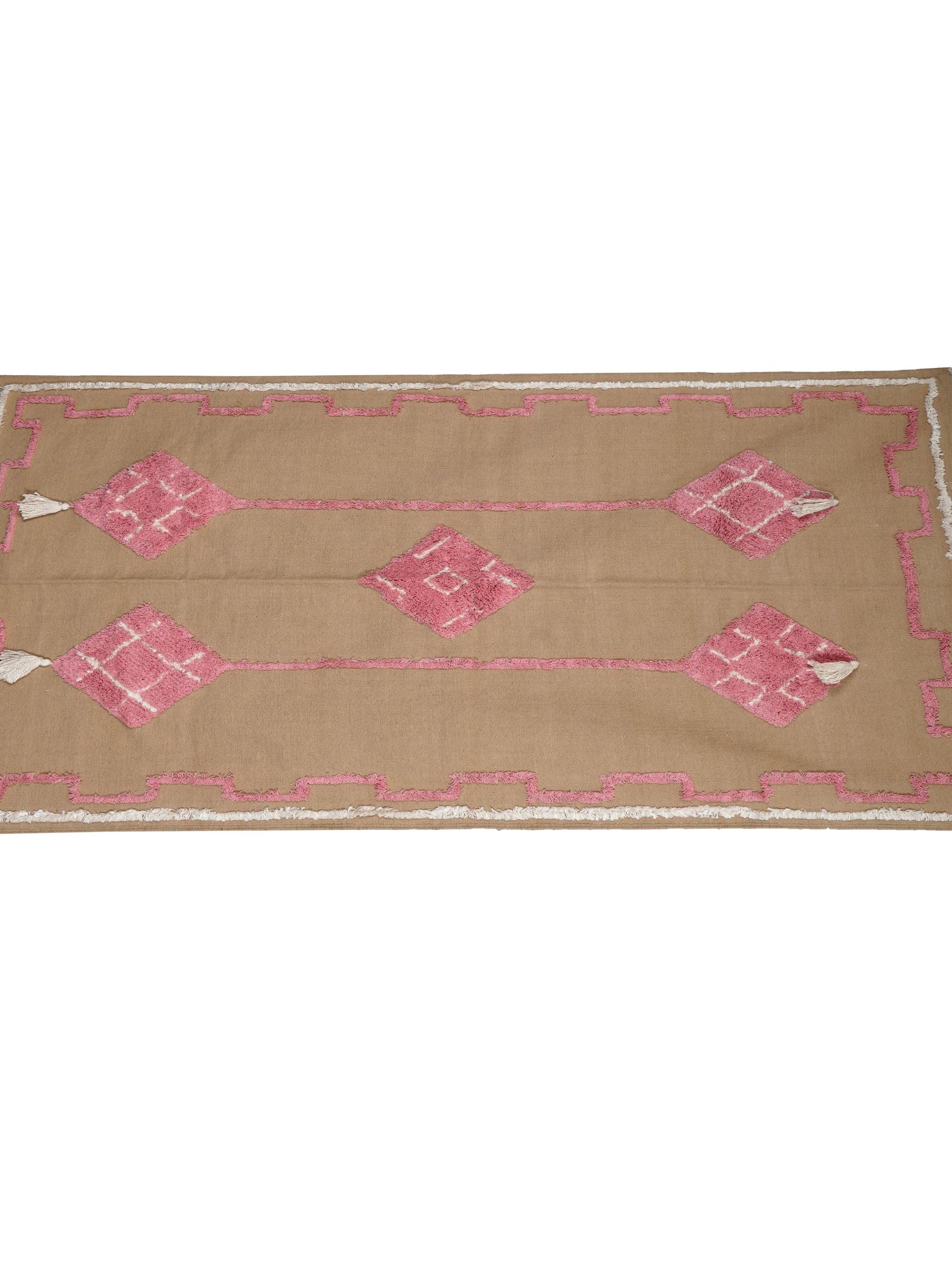 Garis Tufted Rug