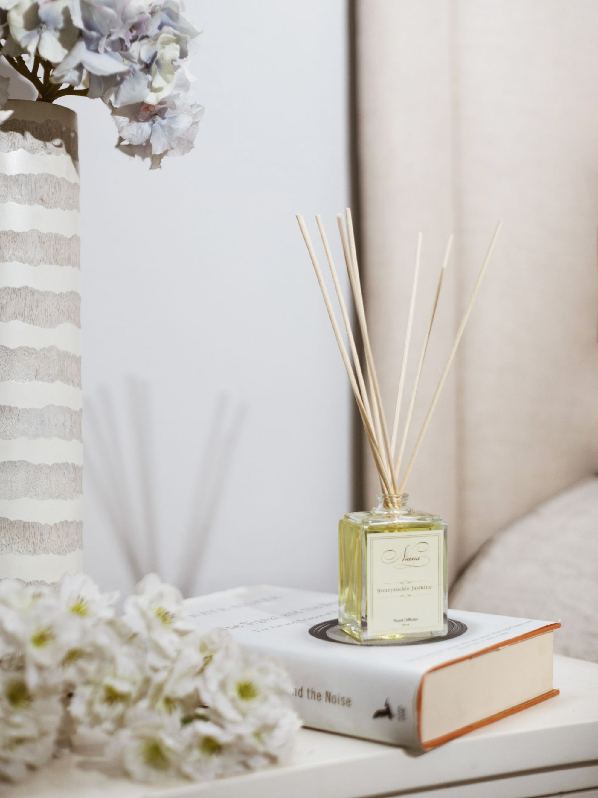 Honeysuckle Jasmine Reed Diffuser