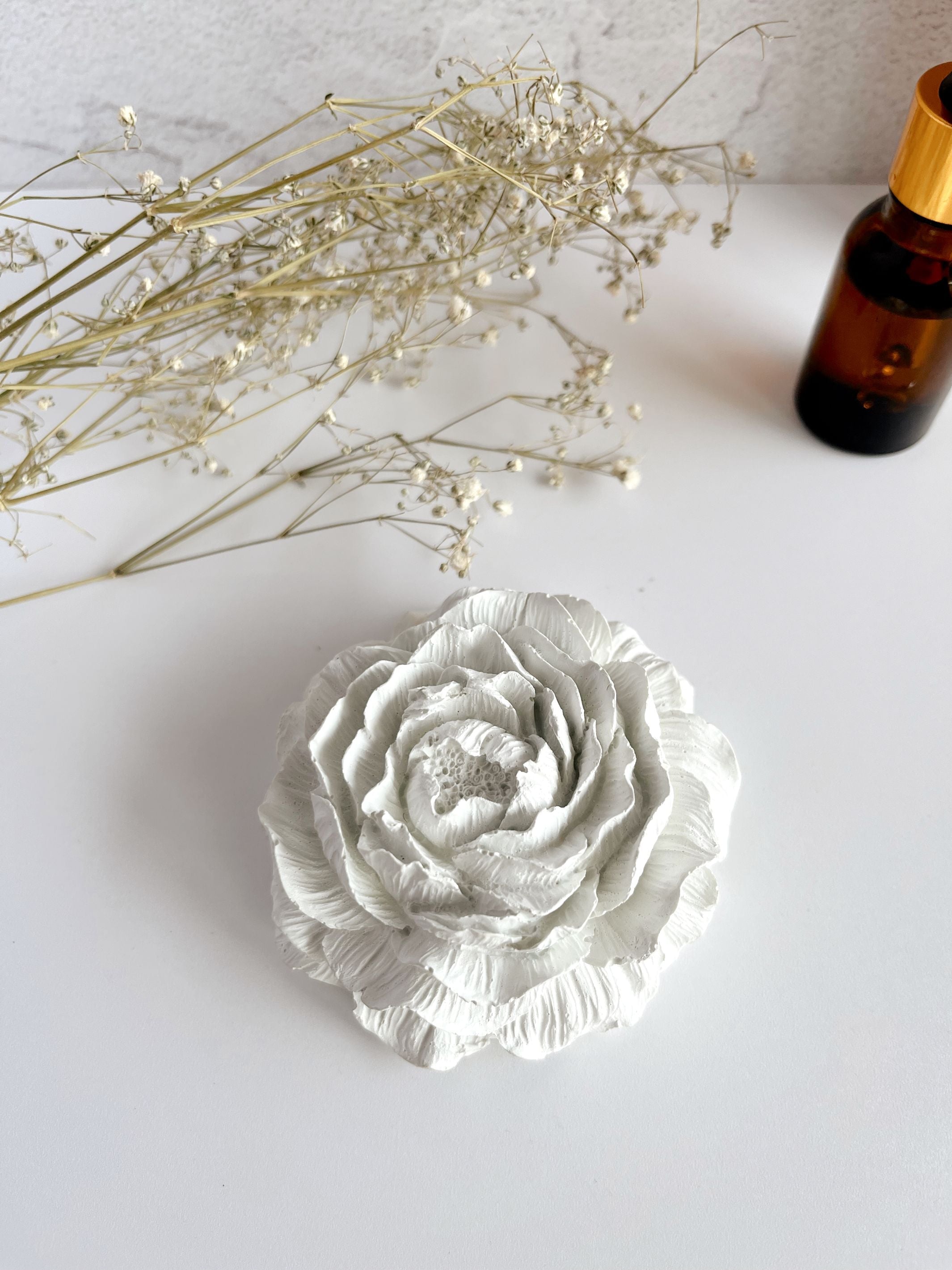 Peony Diffuser White