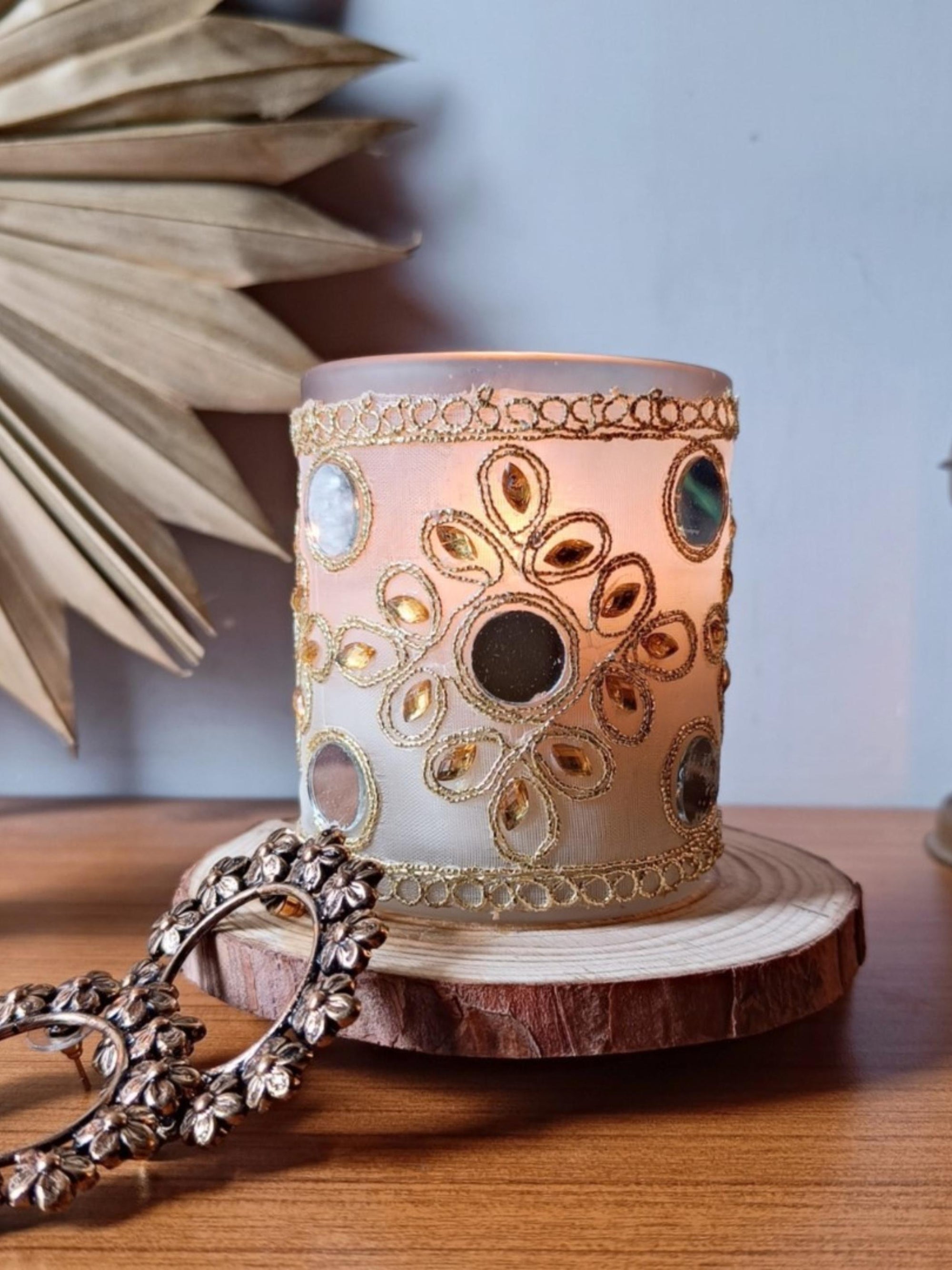 Khuld Candle