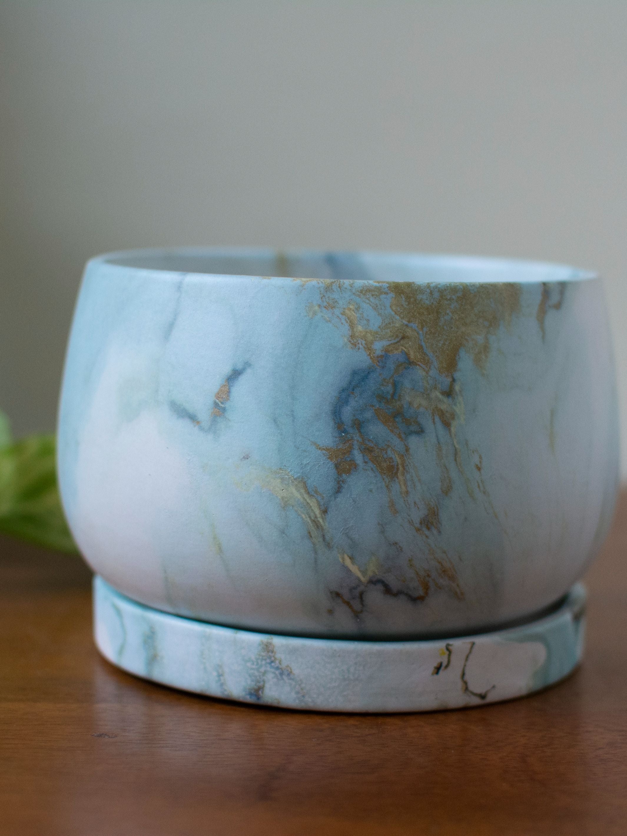 Marble finish Ceramic Planter with Plate