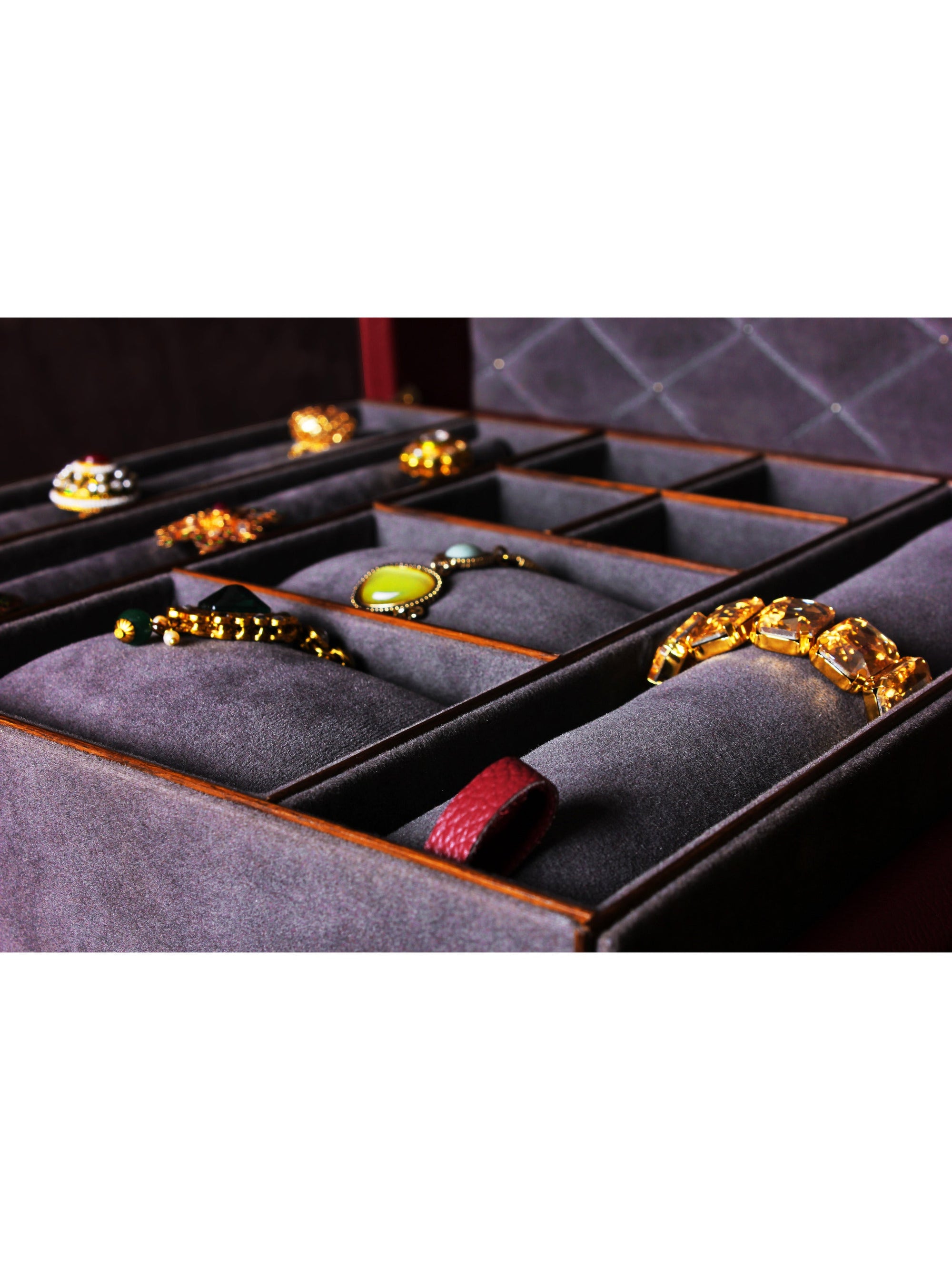 Maroon Glory Jewellery Trunk