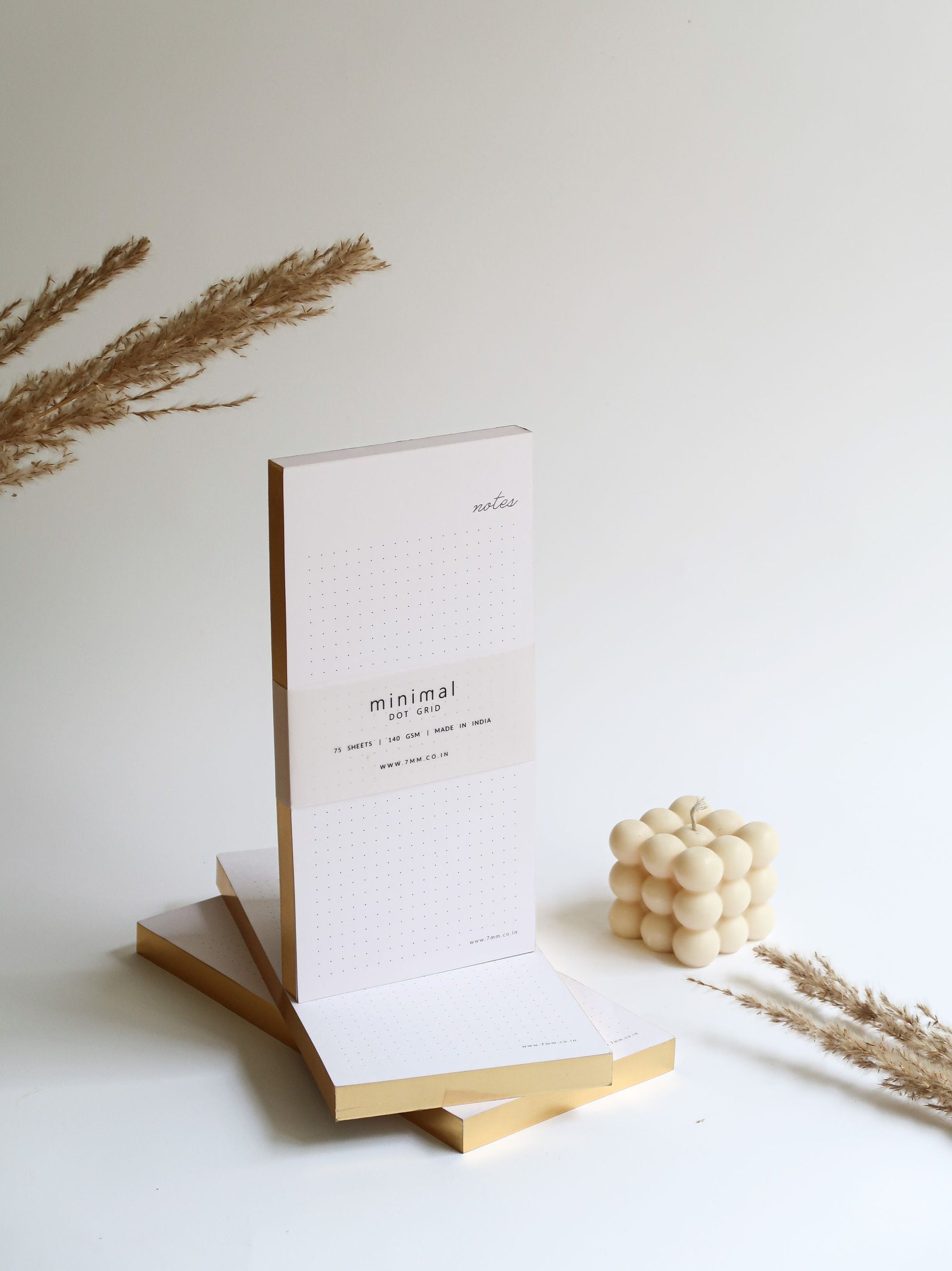 Minimal Dot Grid Notepad