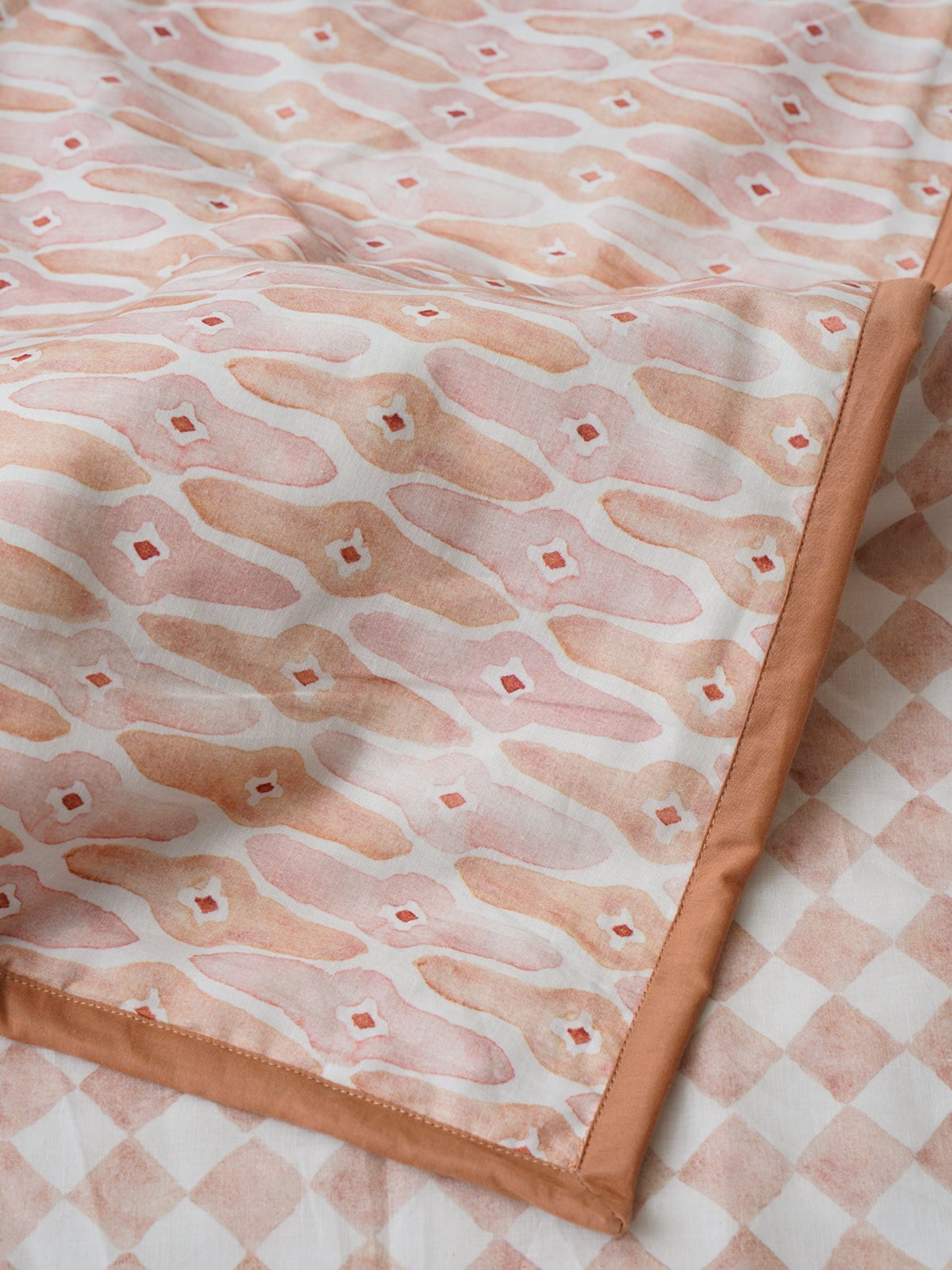 Dohar - Checker Mosaic Blush