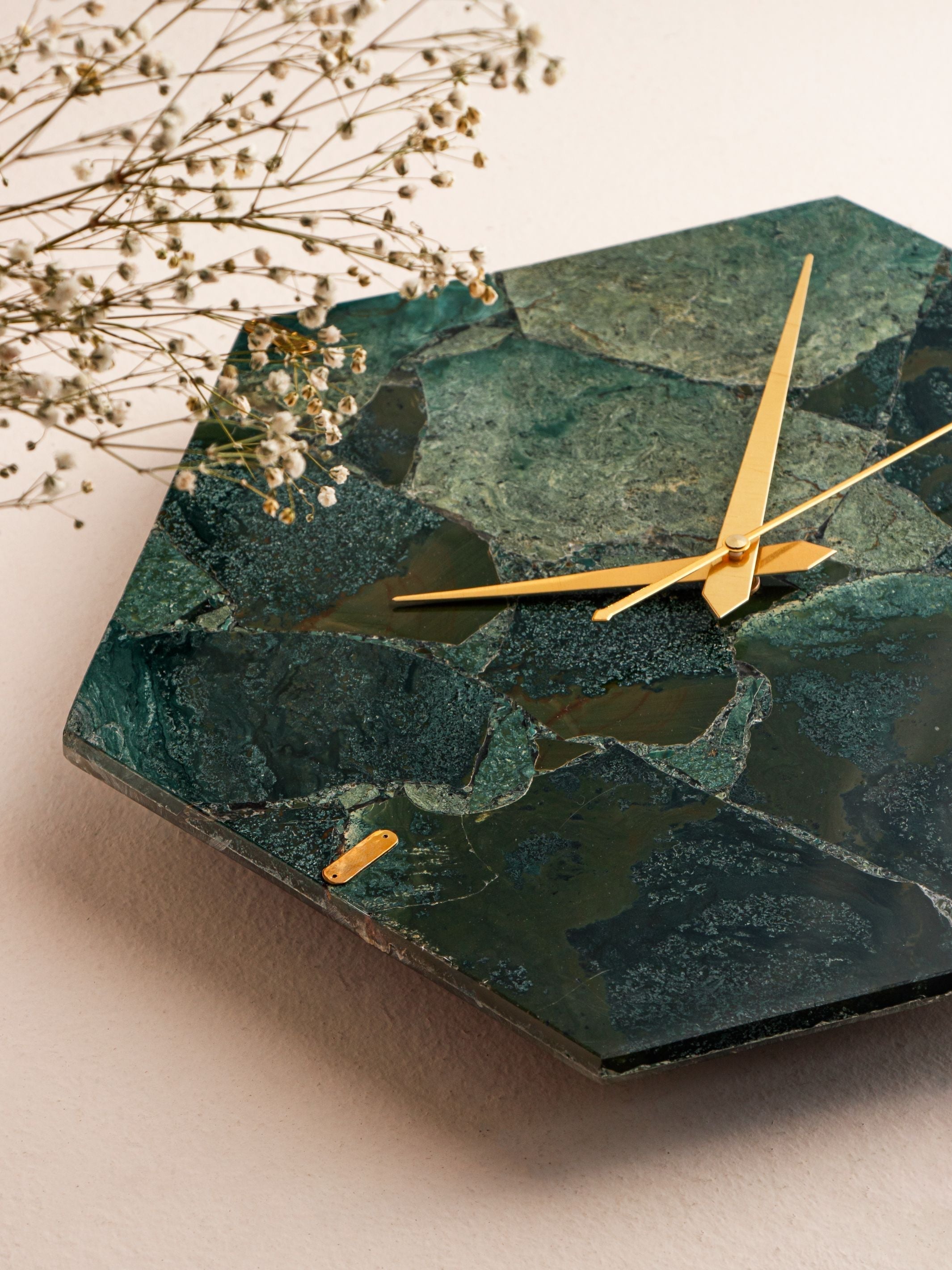 Moss Agate Hexagone Wall Clock