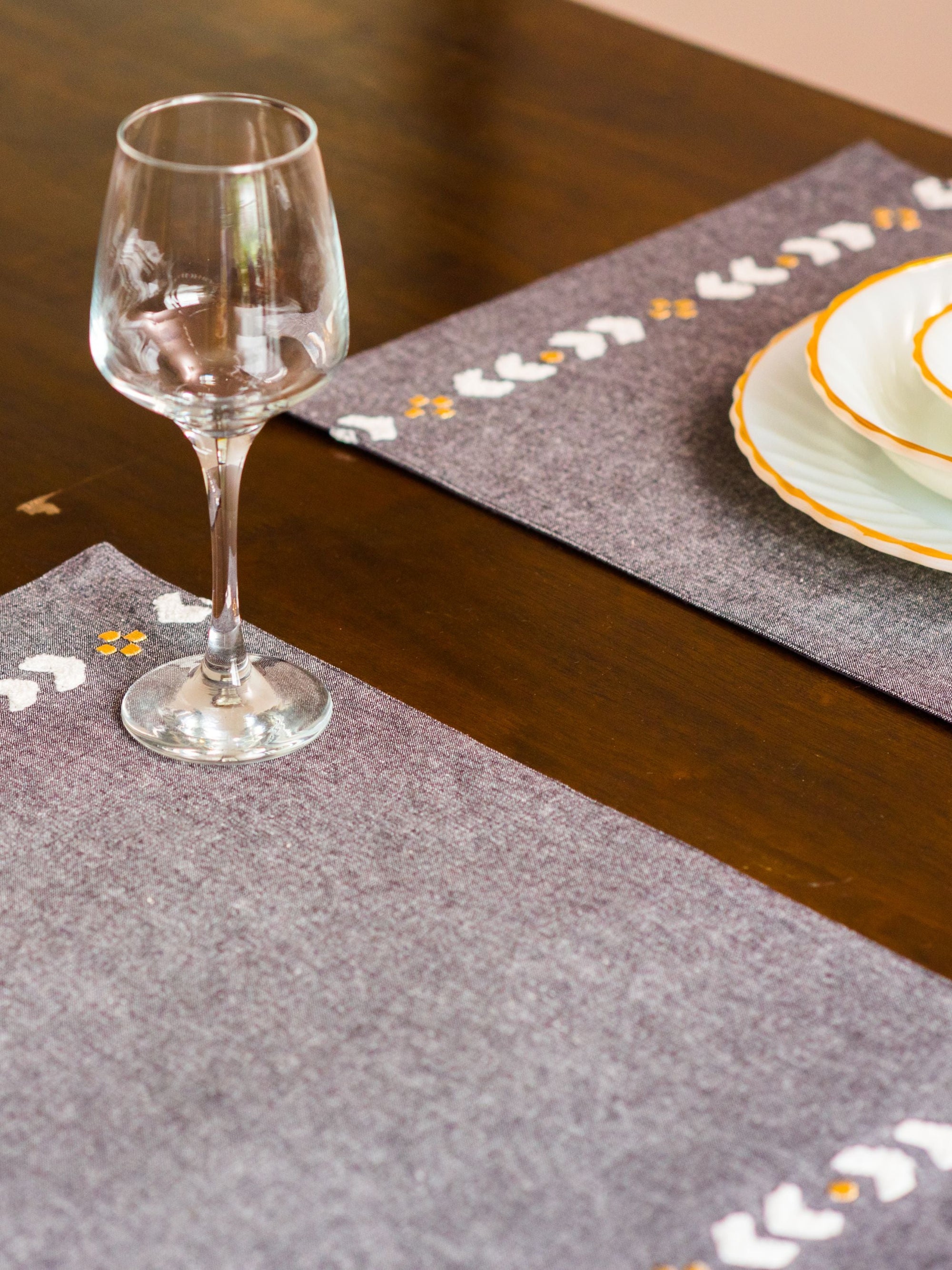 Navroz Emb Placemat