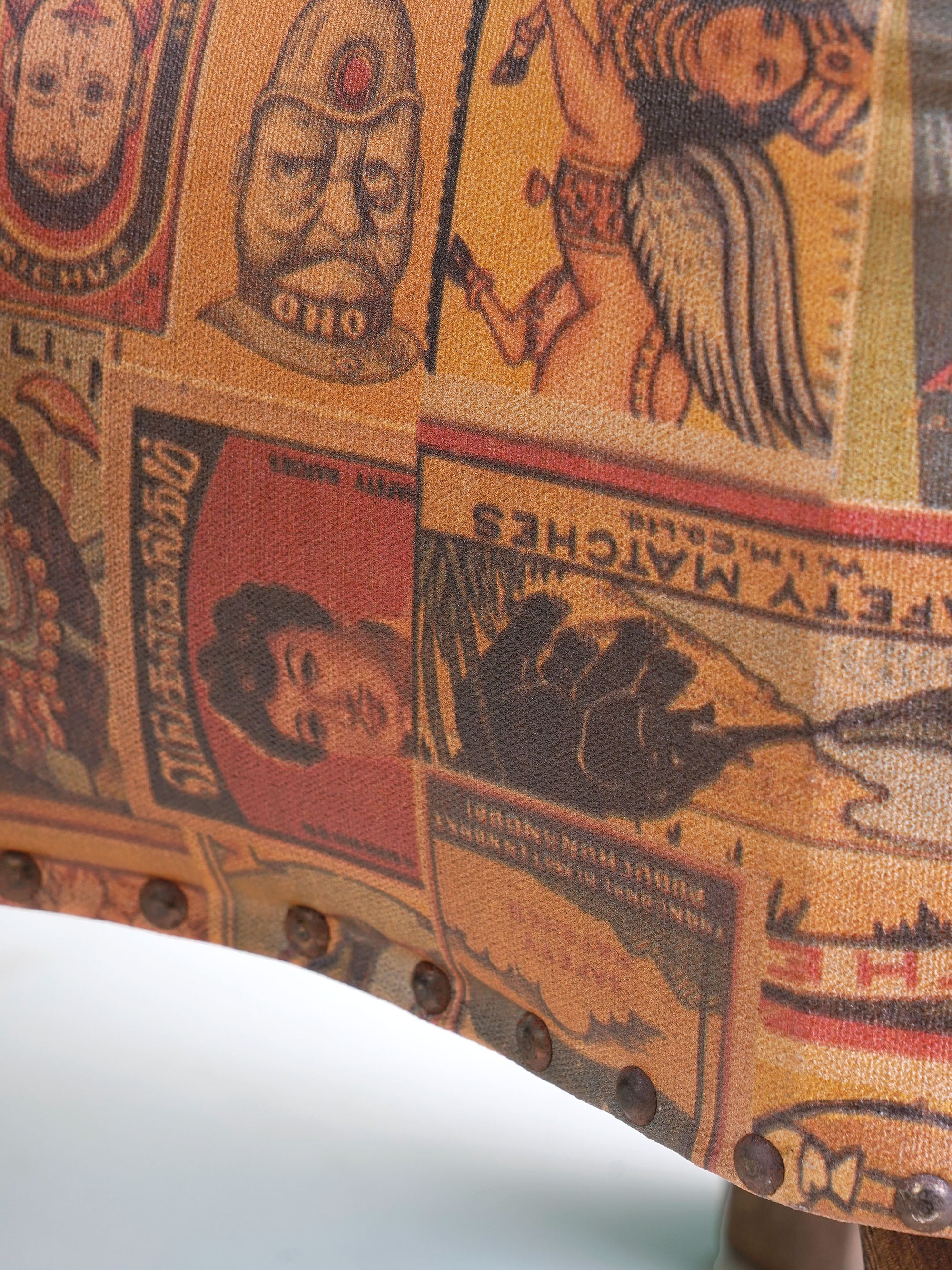 Nostalgic Vanity Stool