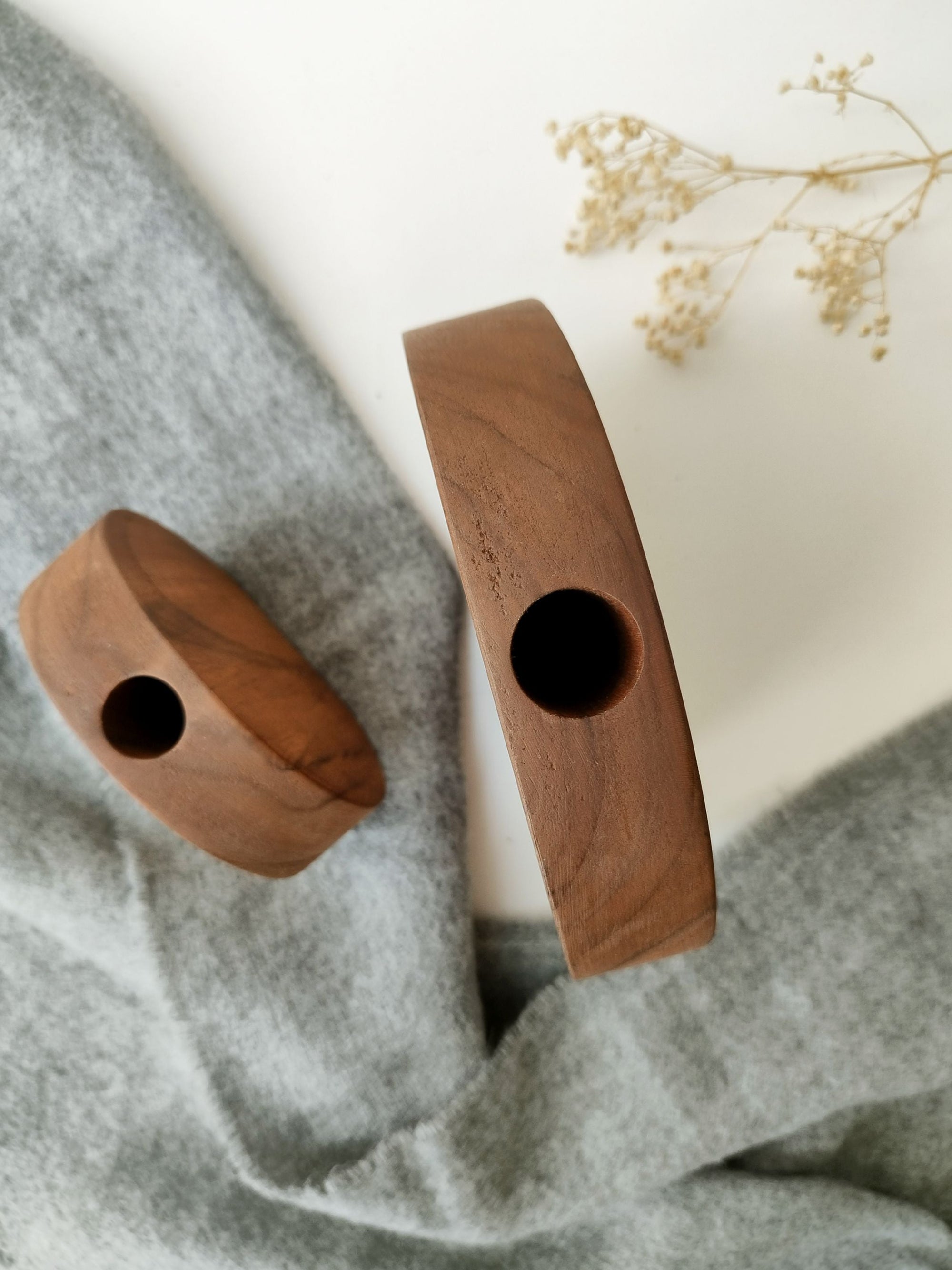 Wooden Orbit Vase Round
