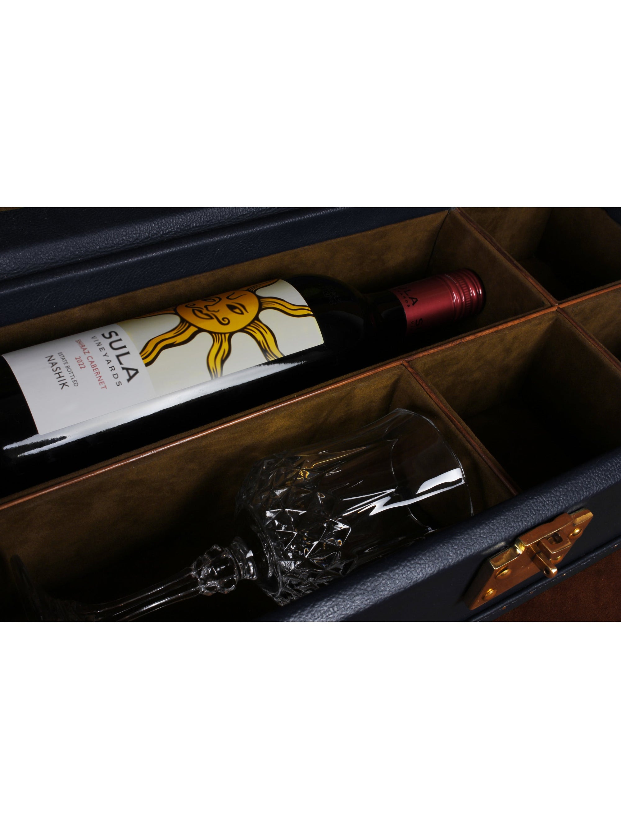 Petite Wine Trunk