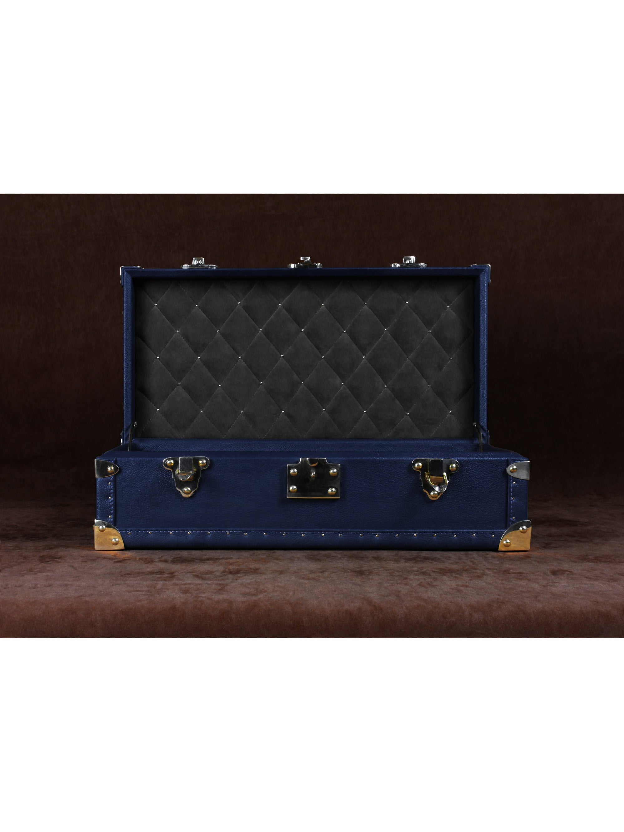 Petite Wine Trunk