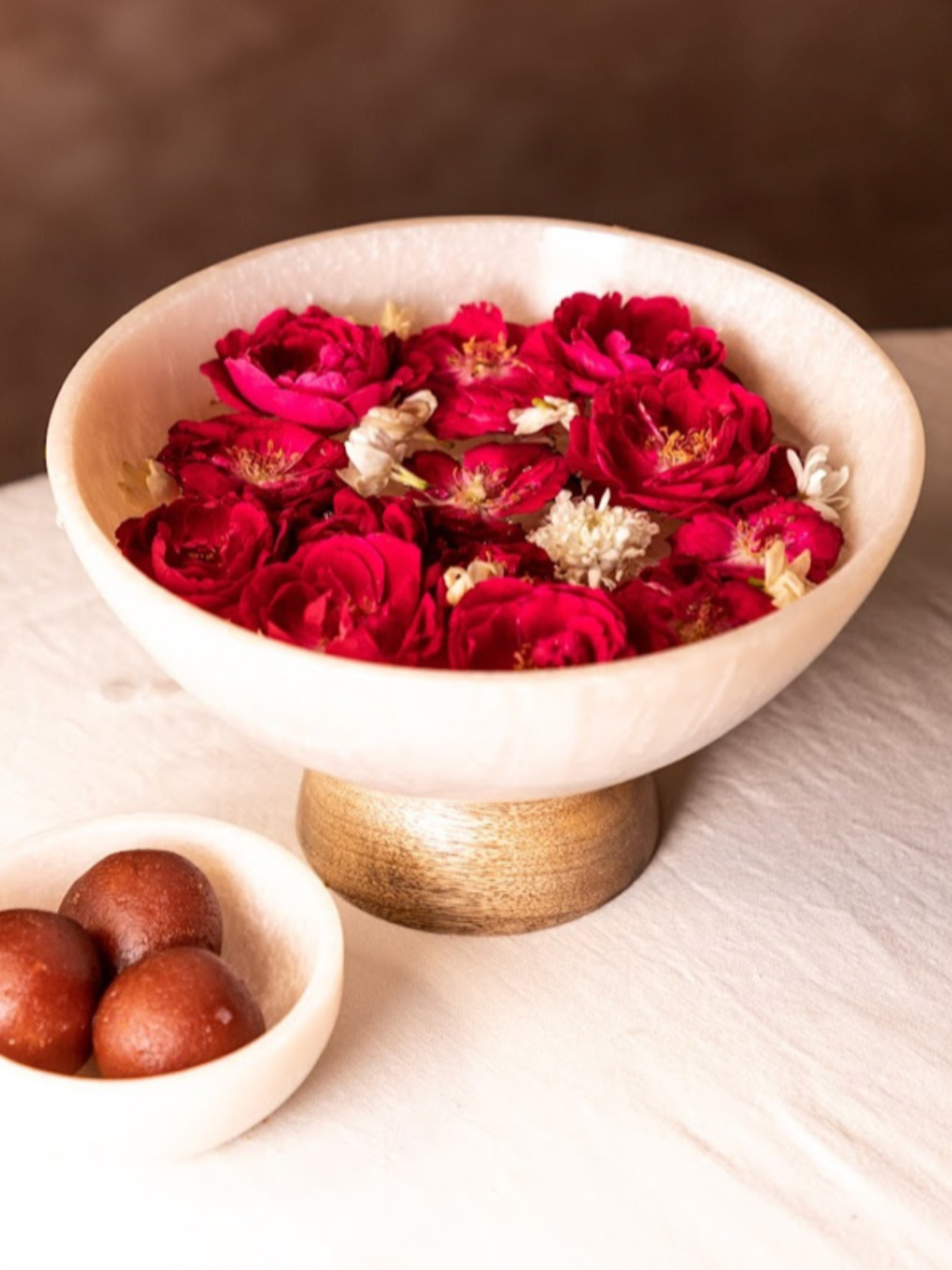 Resin Decorative Bowl with Wooden Base