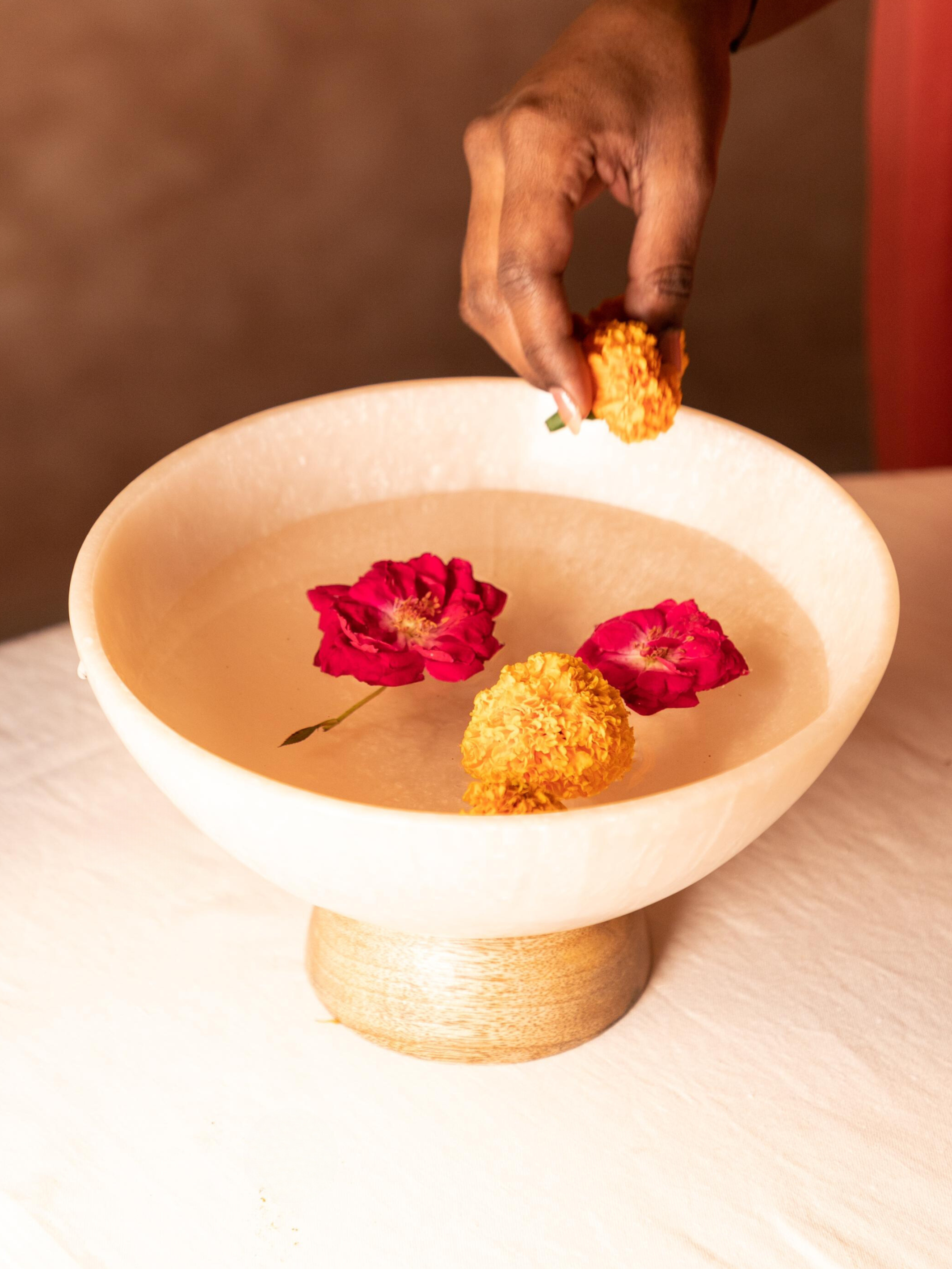 Resin Decorative Bowl with Wooden Base