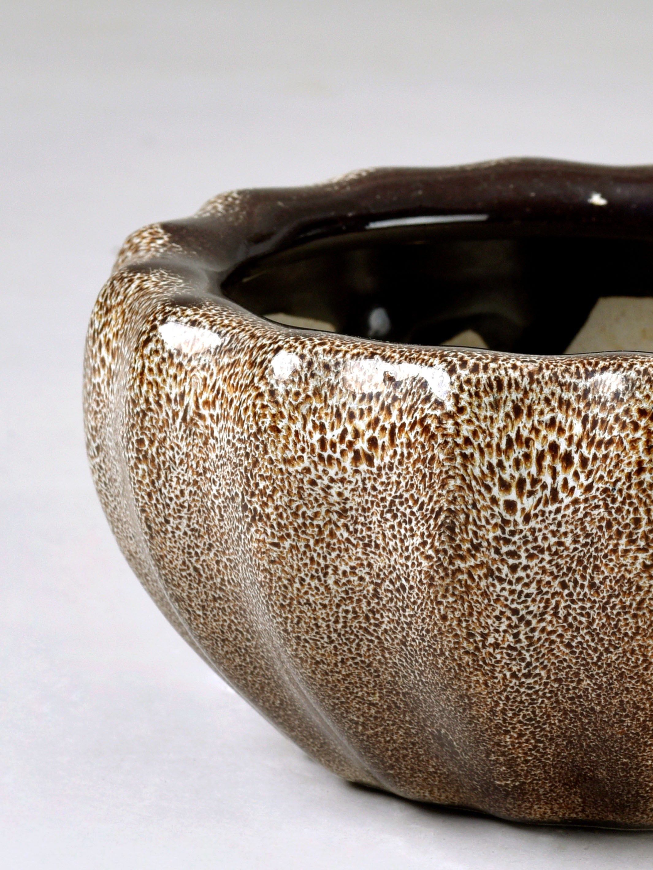 Ribbed Ceramic Fern Planter