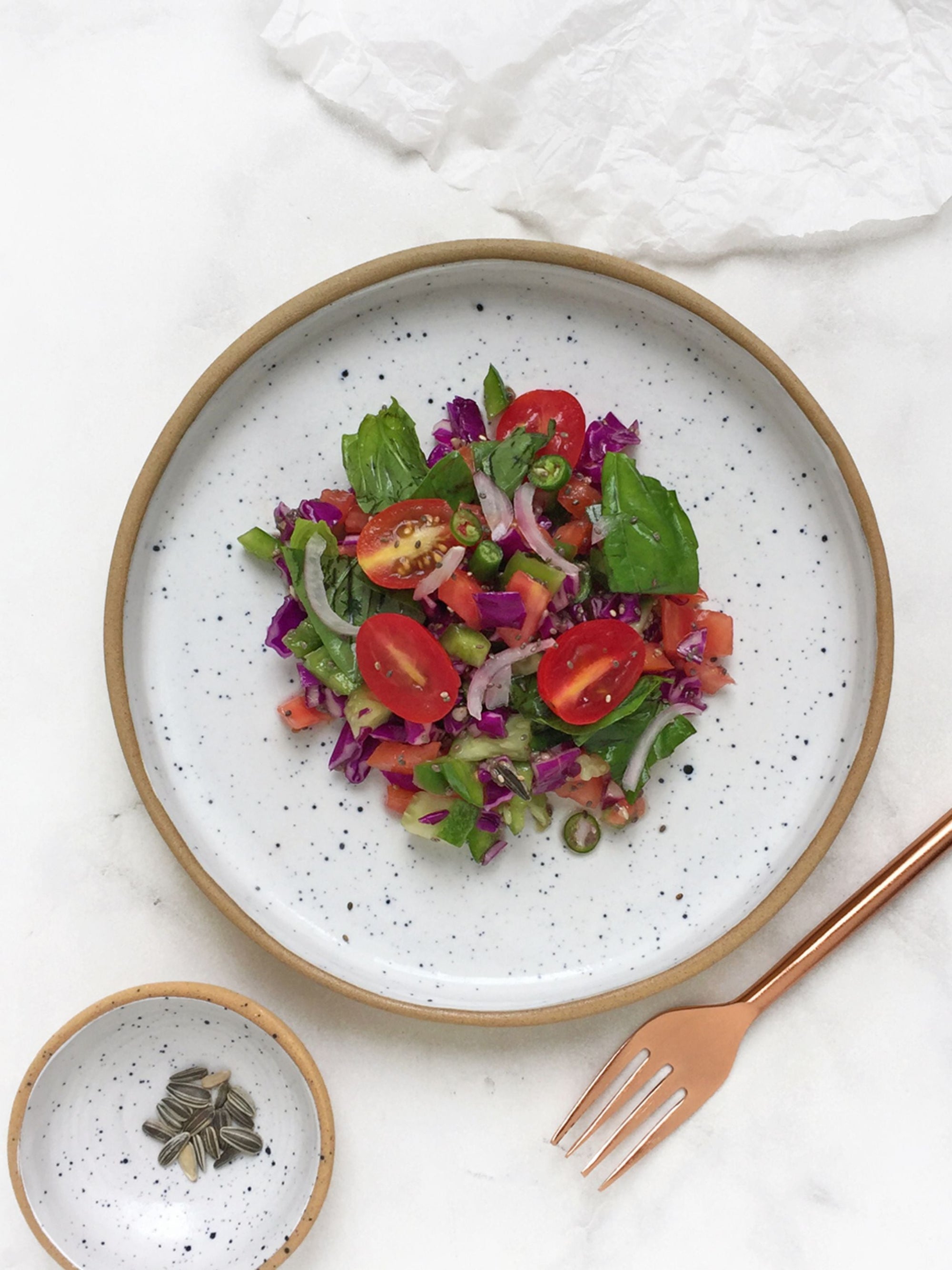 Rimmed Side Plate Speckled Snow