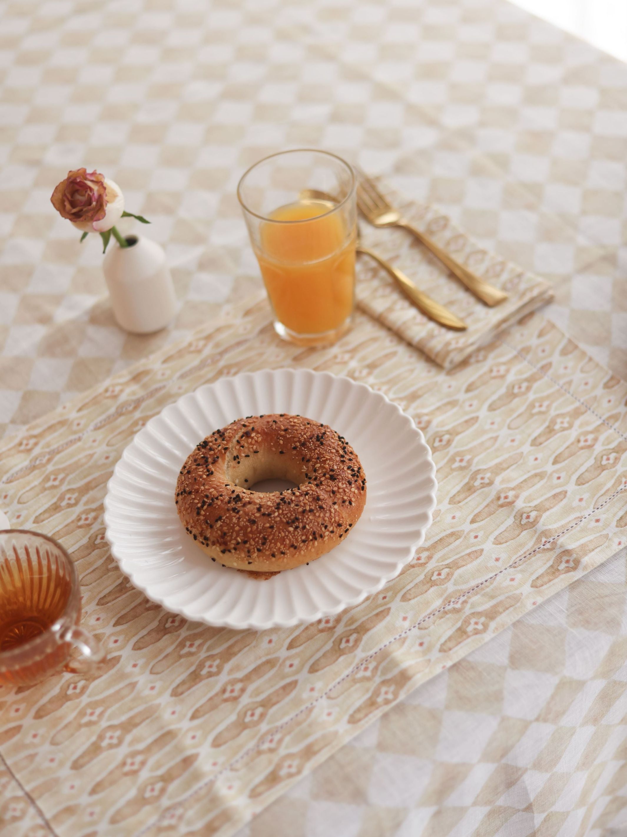 Table Cover - Checker Beige