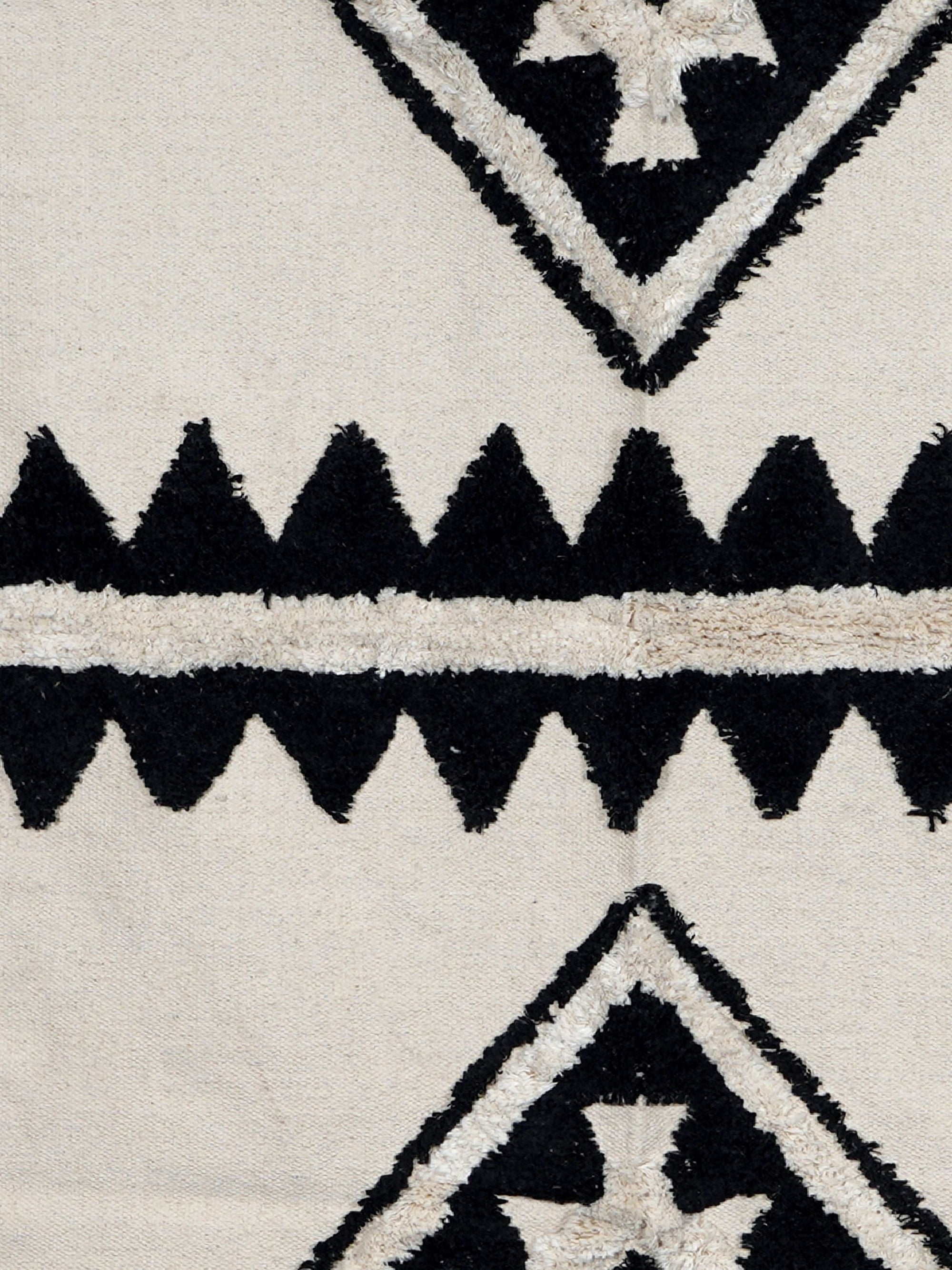 Ters Tufted Rug