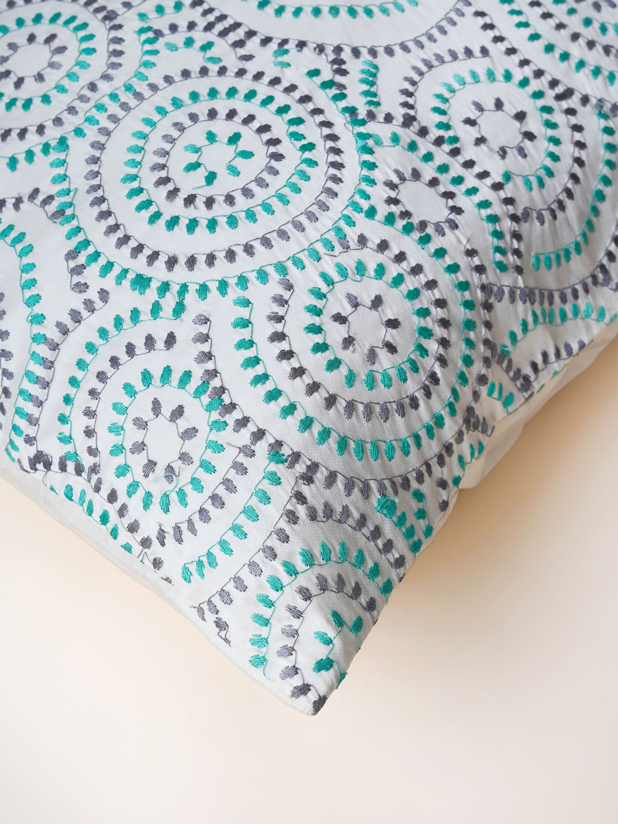Cushion Cover - Whirl Wind Embrioded