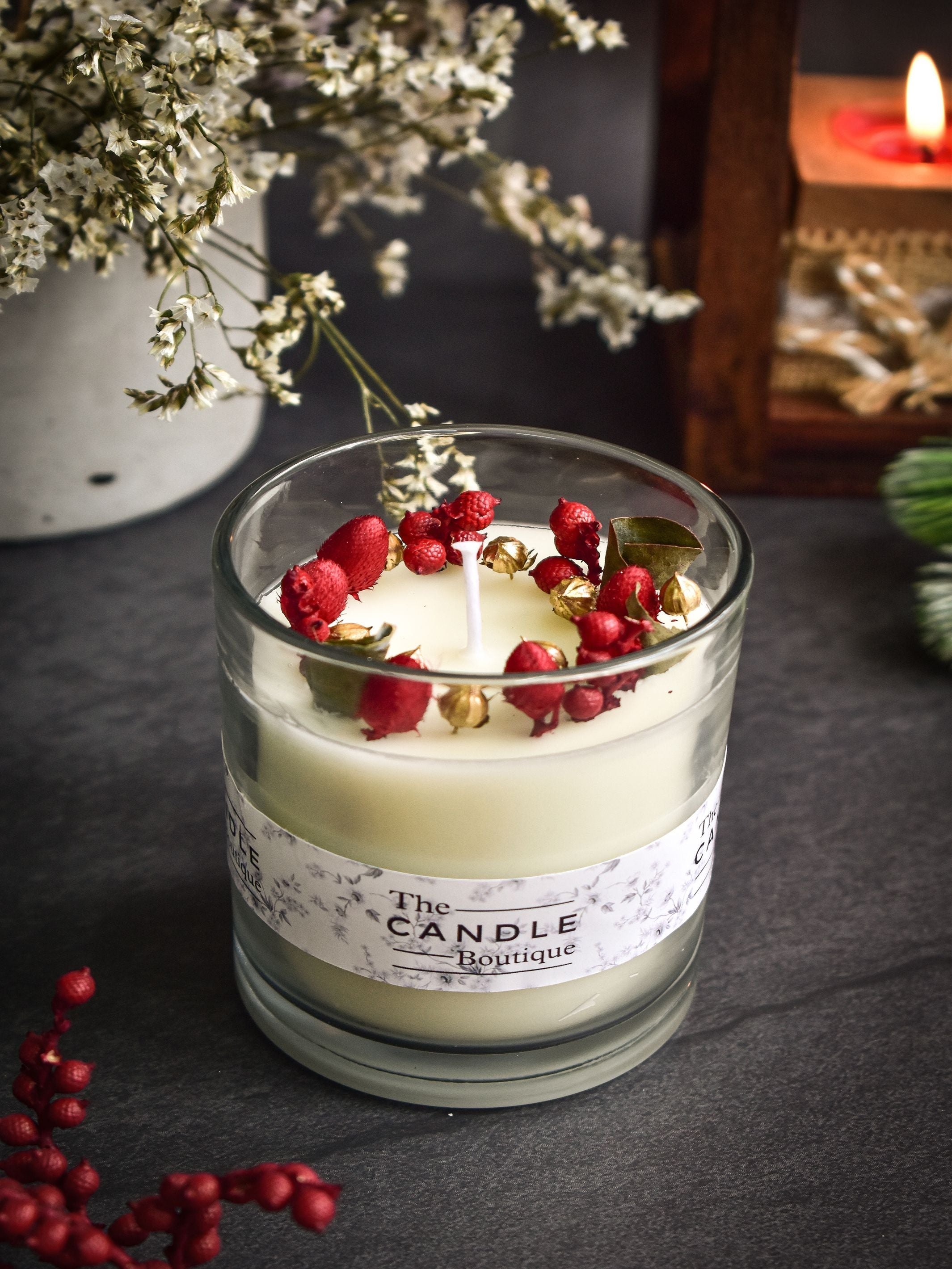White Dried Flower Christmas Candle - Small